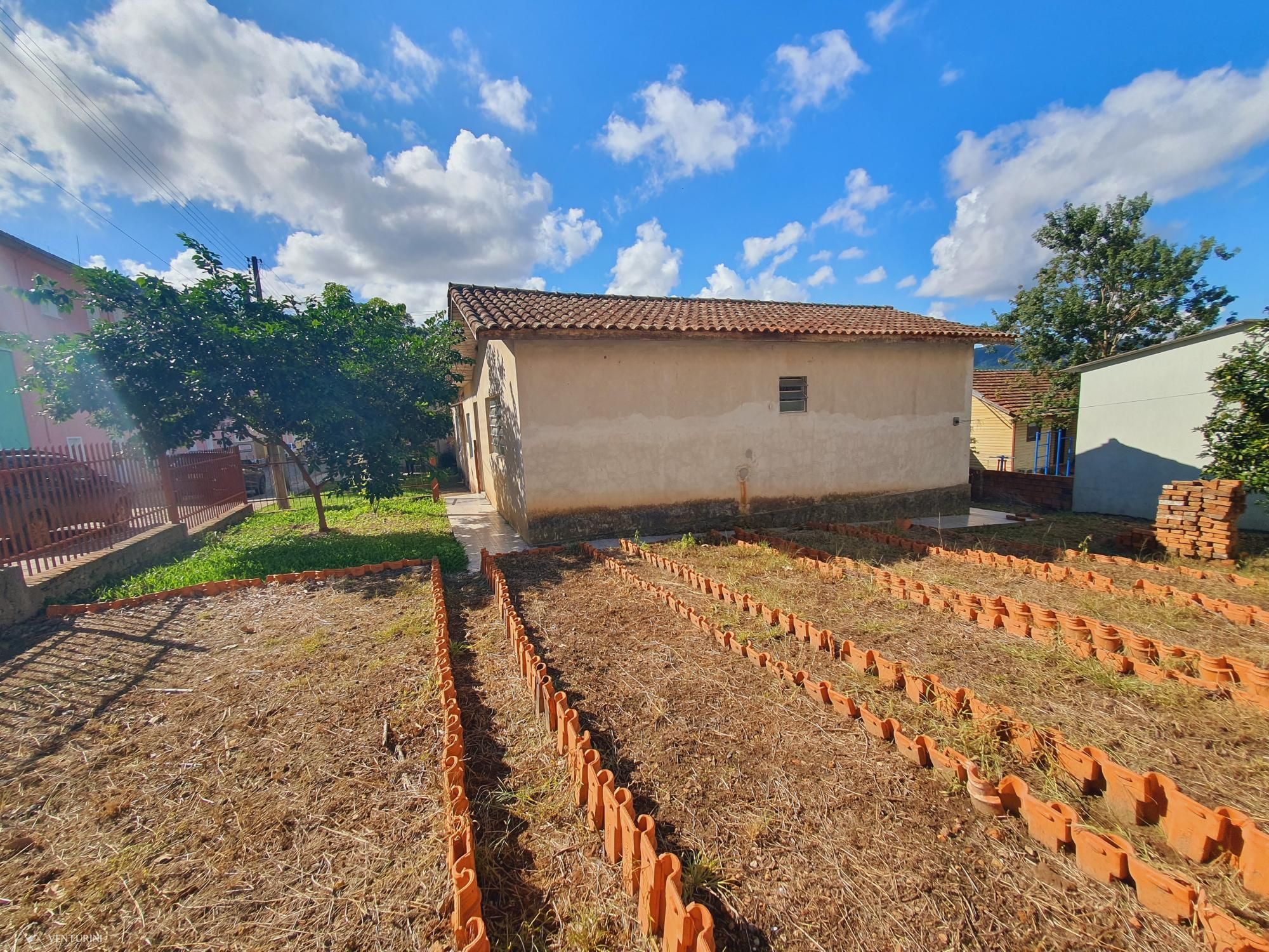 Casa à venda com 5 quartos, 160m² - Foto 6