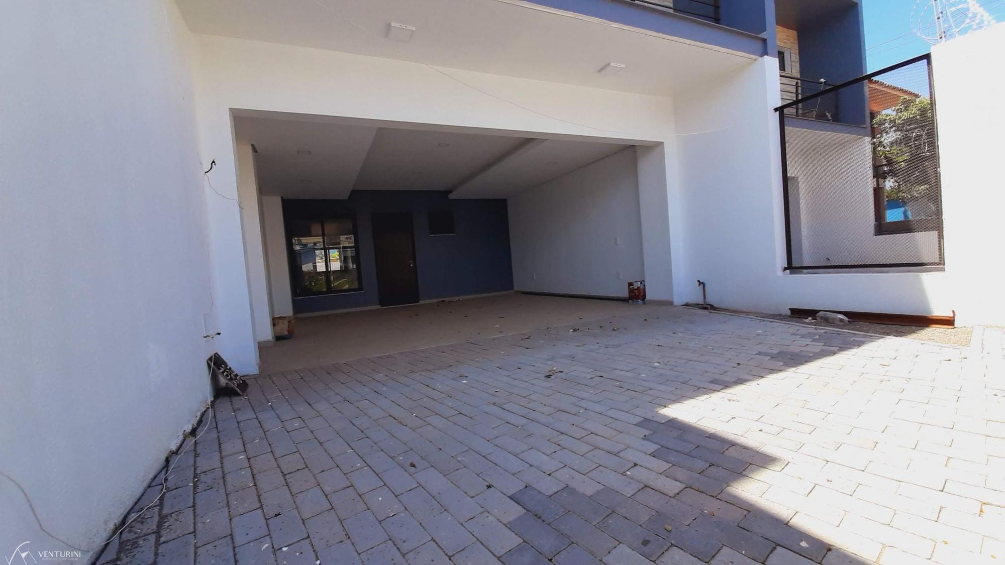 Casa à venda com 3 quartos, 173m² - Foto 2