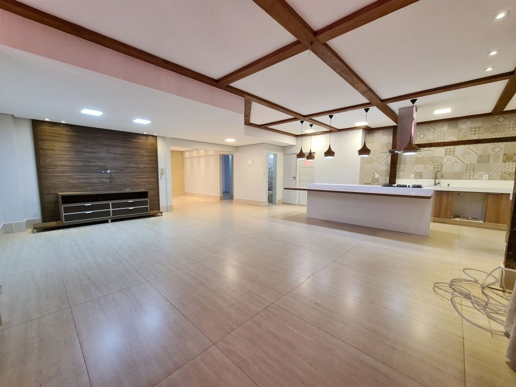 Cobertura à venda com 4 quartos, 219m² - Foto 4