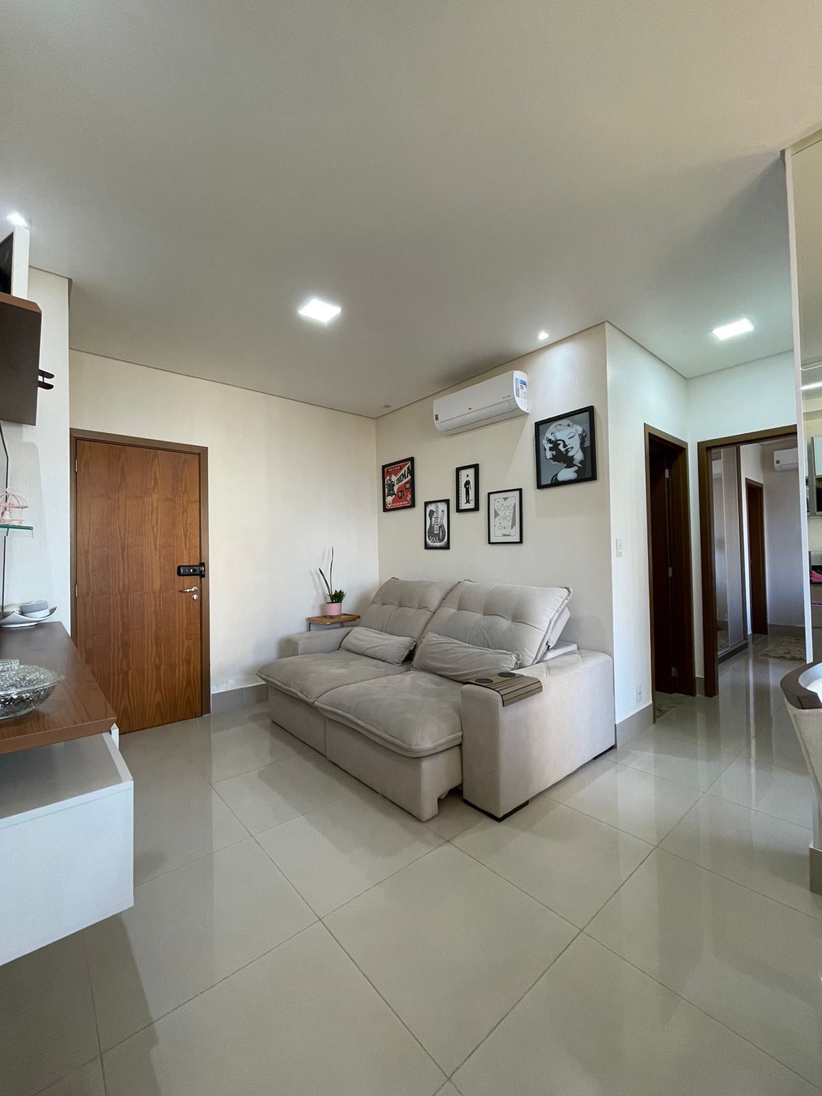 Apartamento à venda com 2 quartos, 69m² - Foto 8