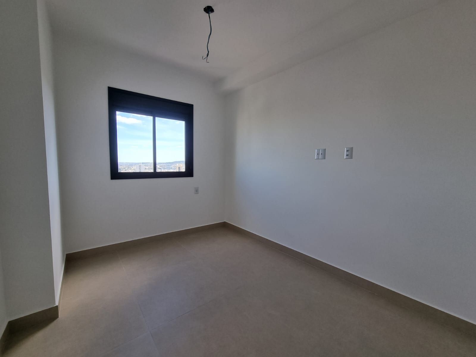 Apartamento à venda com 2 quartos, 64m² - Foto 7