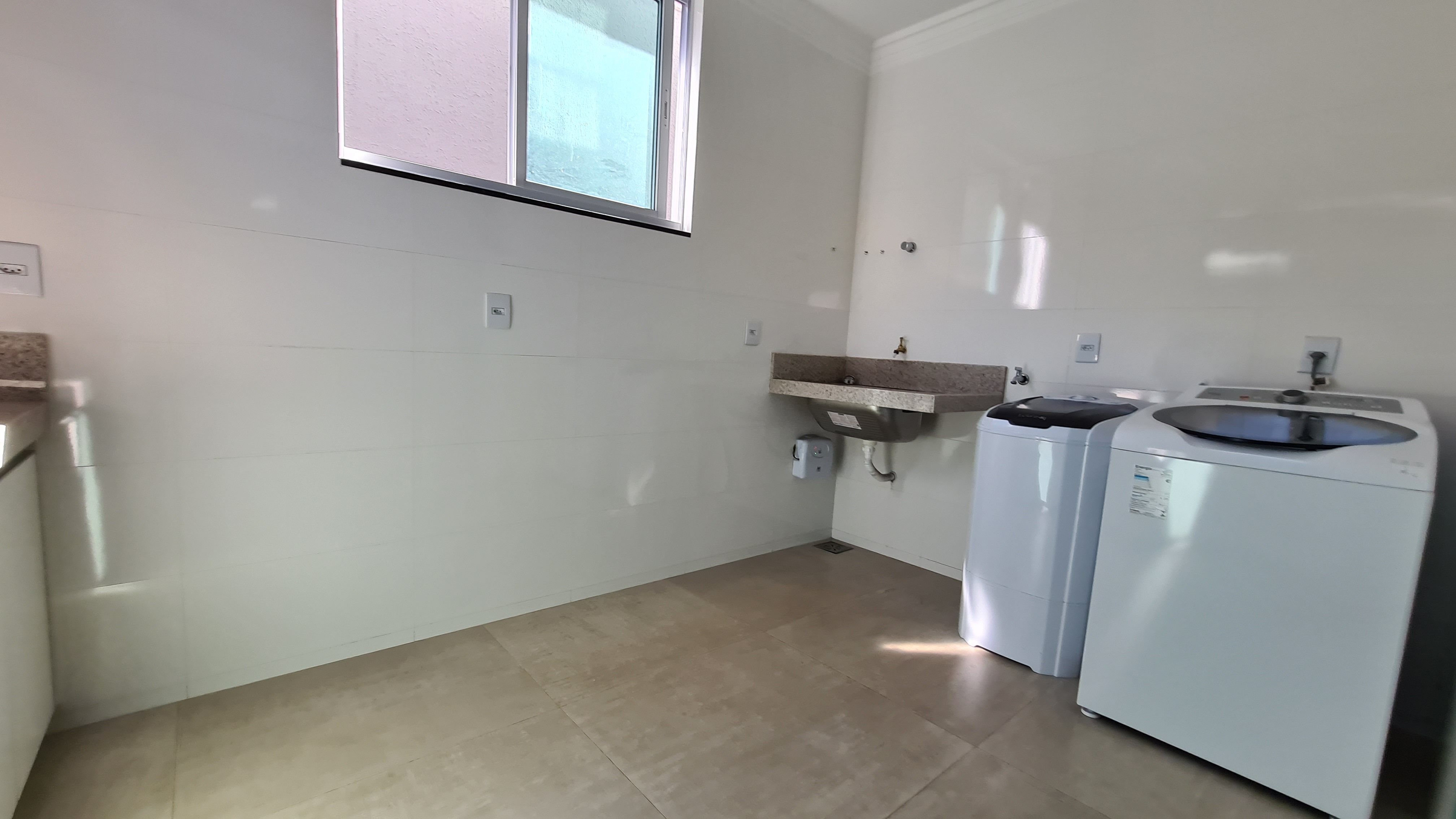 Sobrado à venda com 4 quartos, 325m² - Foto 13