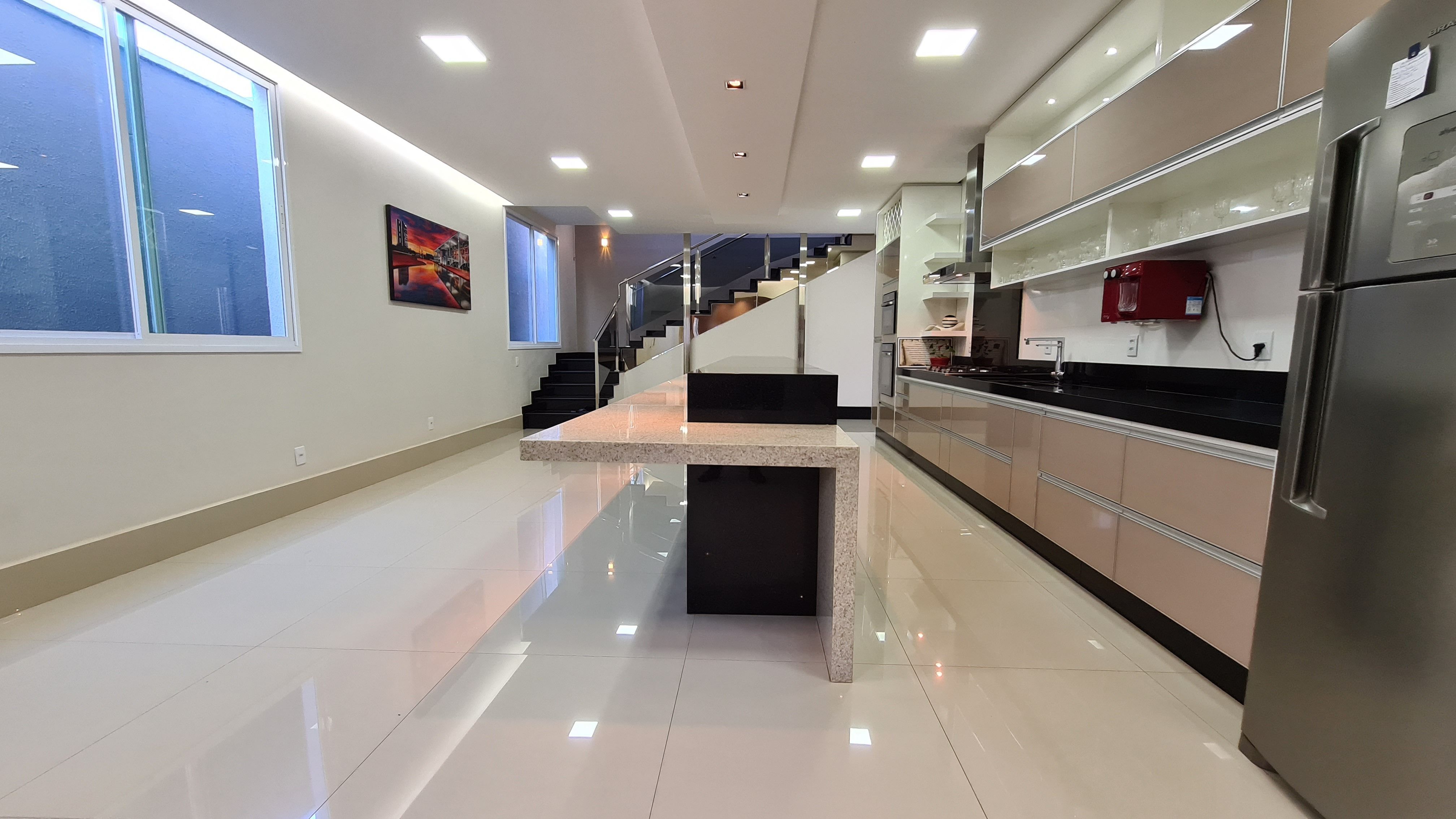 Sobrado à venda com 4 quartos, 325m² - Foto 9