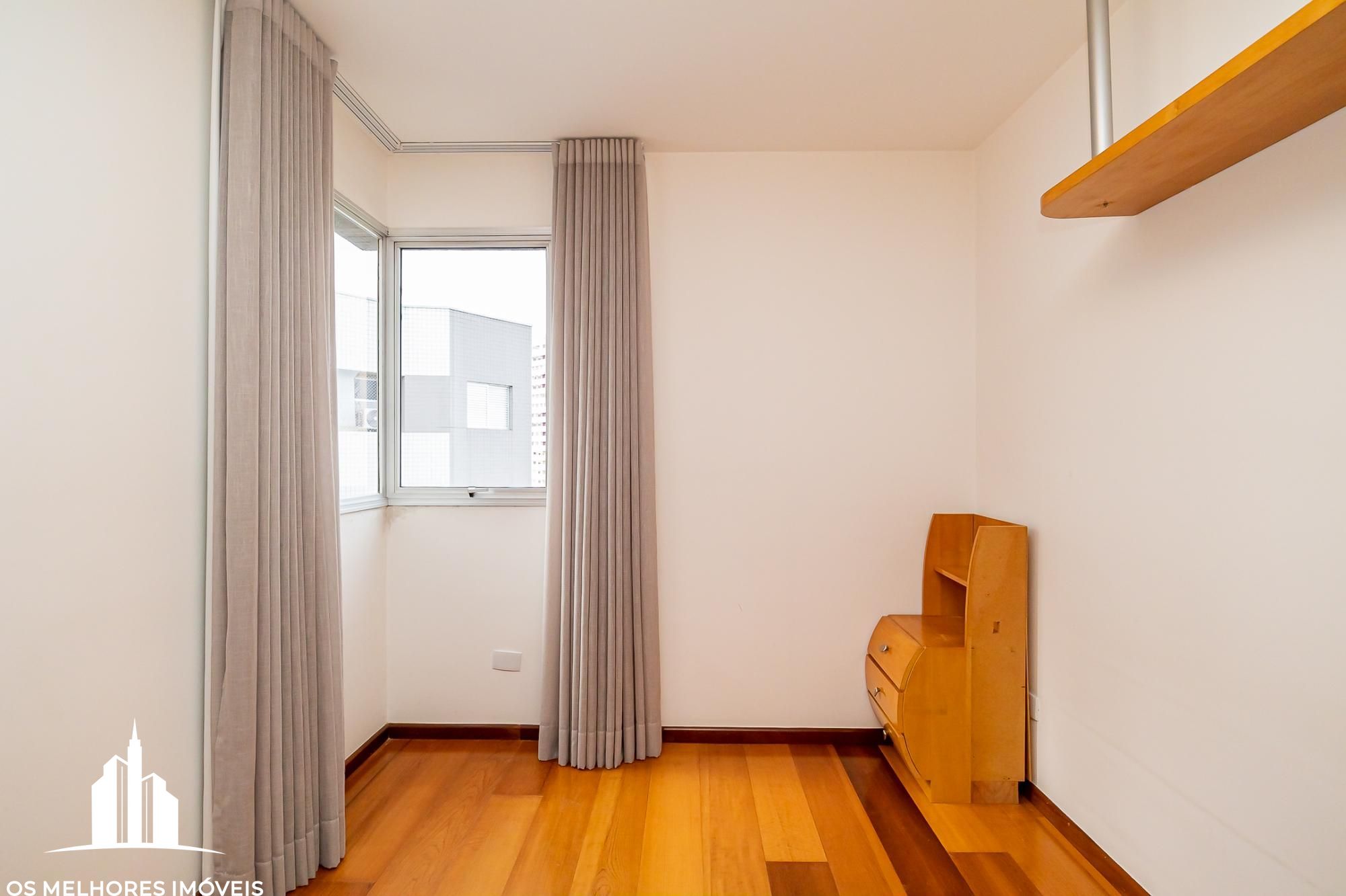 Apartamento à venda com 2 quartos, 63m² - Foto 4