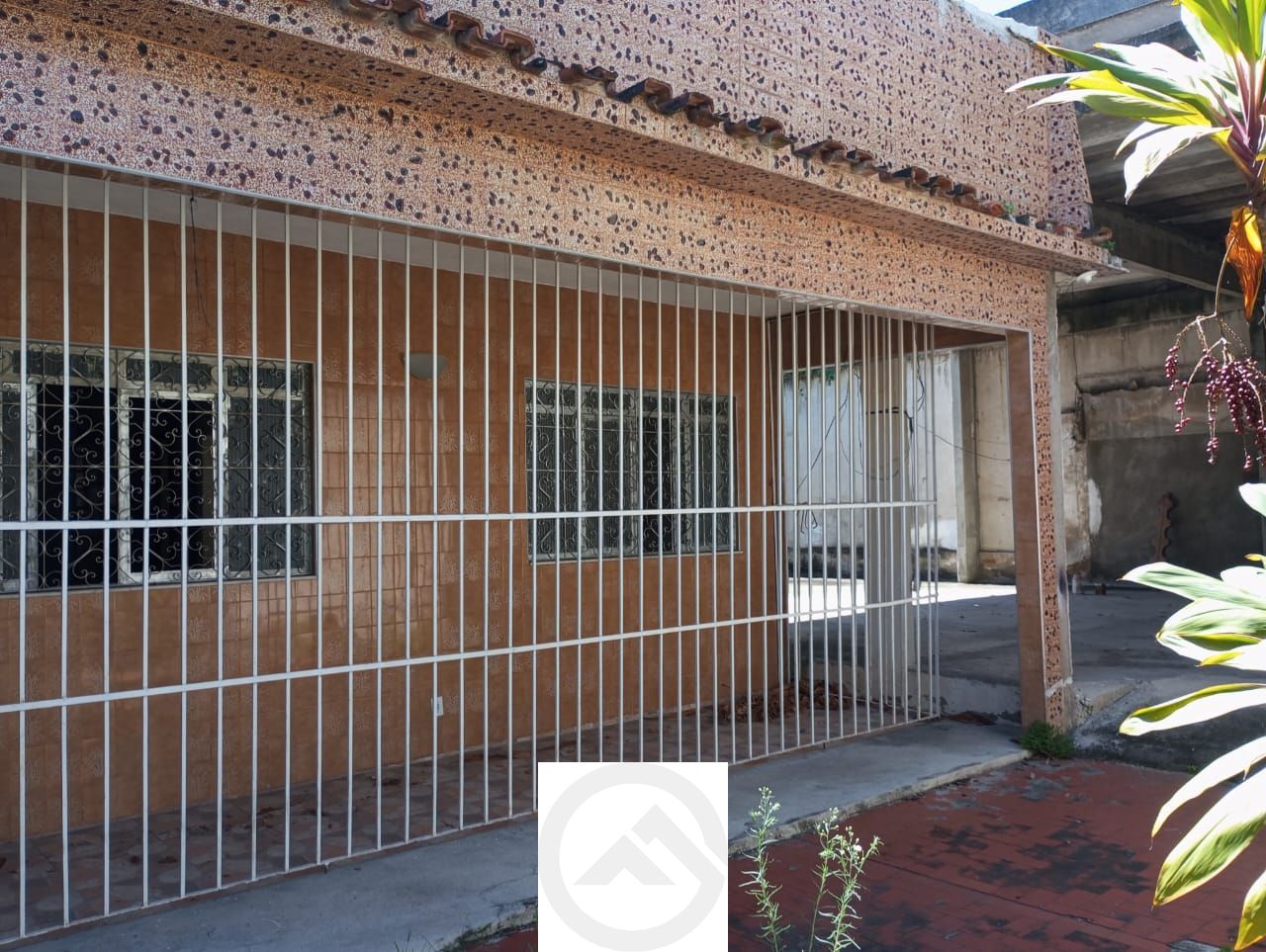 Casa, 3 quartos, 90 m² - Foto 1