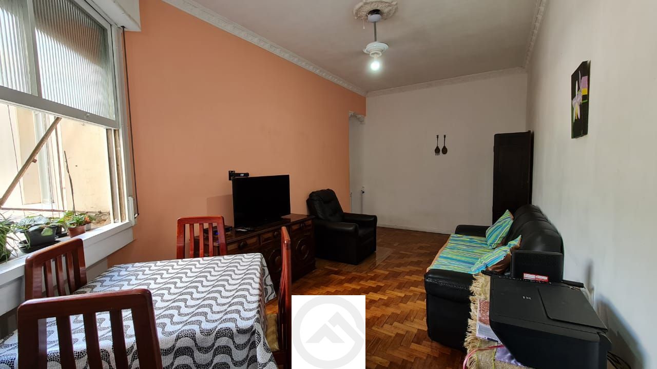 Apartamento à venda com 2 quartos, 77m² - Foto 4