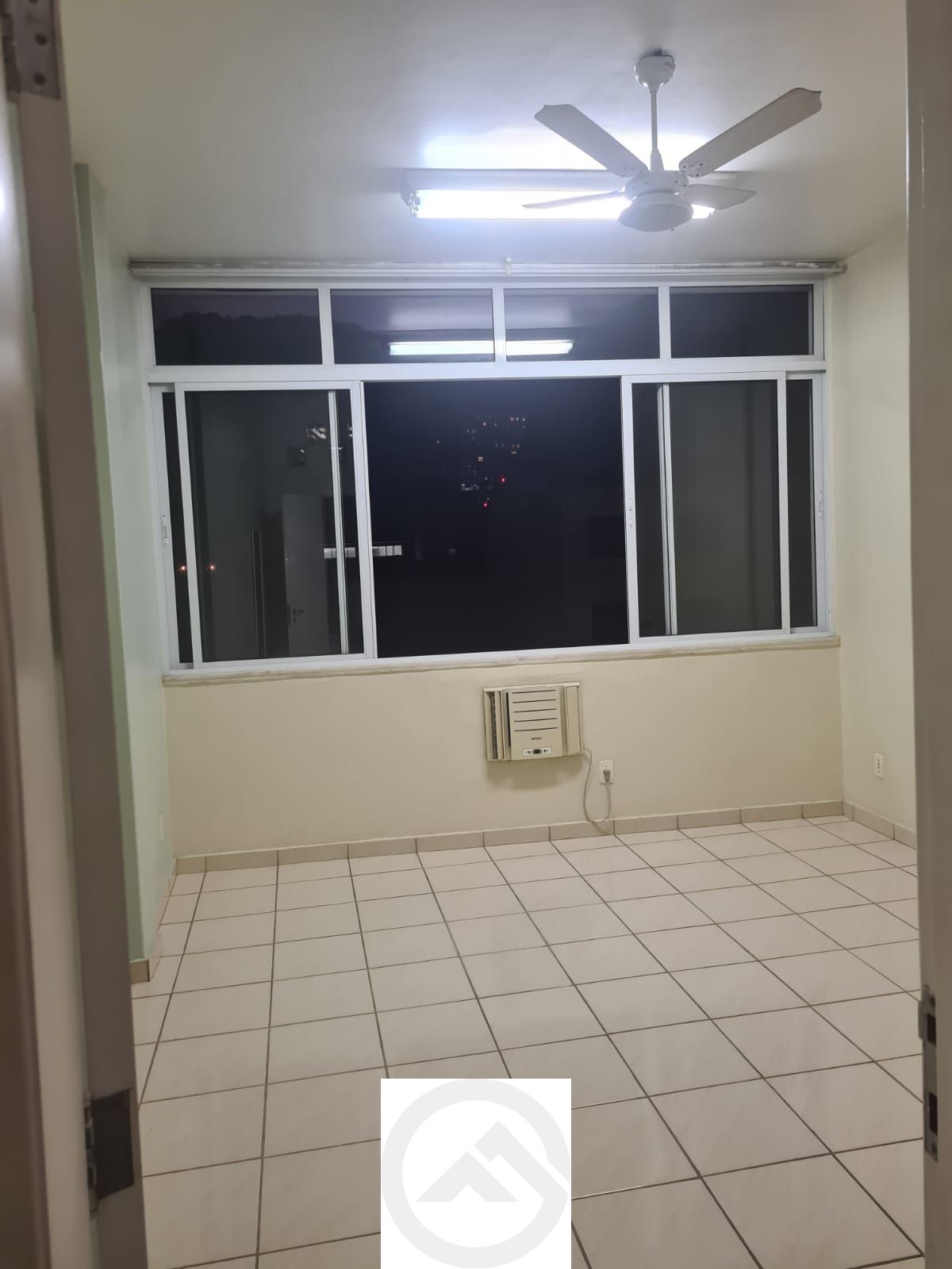 Conjunto Comercial-Sala à venda com 1 quarto, 28m² - Foto 7