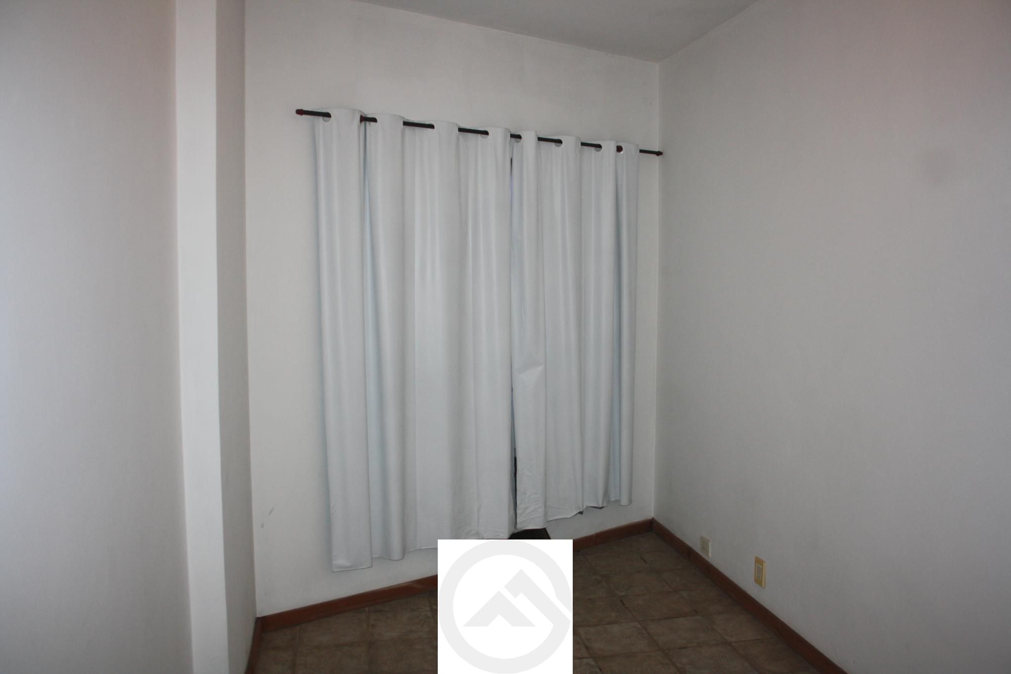 Apartamento à venda com 2 quartos, 79m² - Foto 12