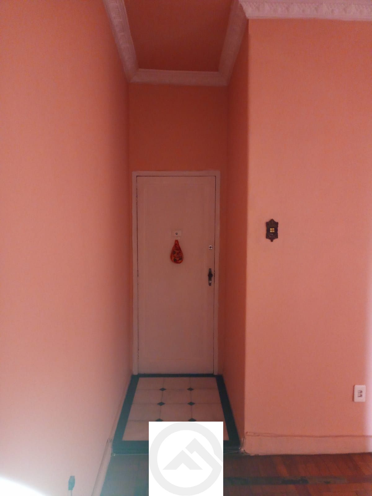 Apartamento à venda com 2 quartos, 69m² - Foto 3