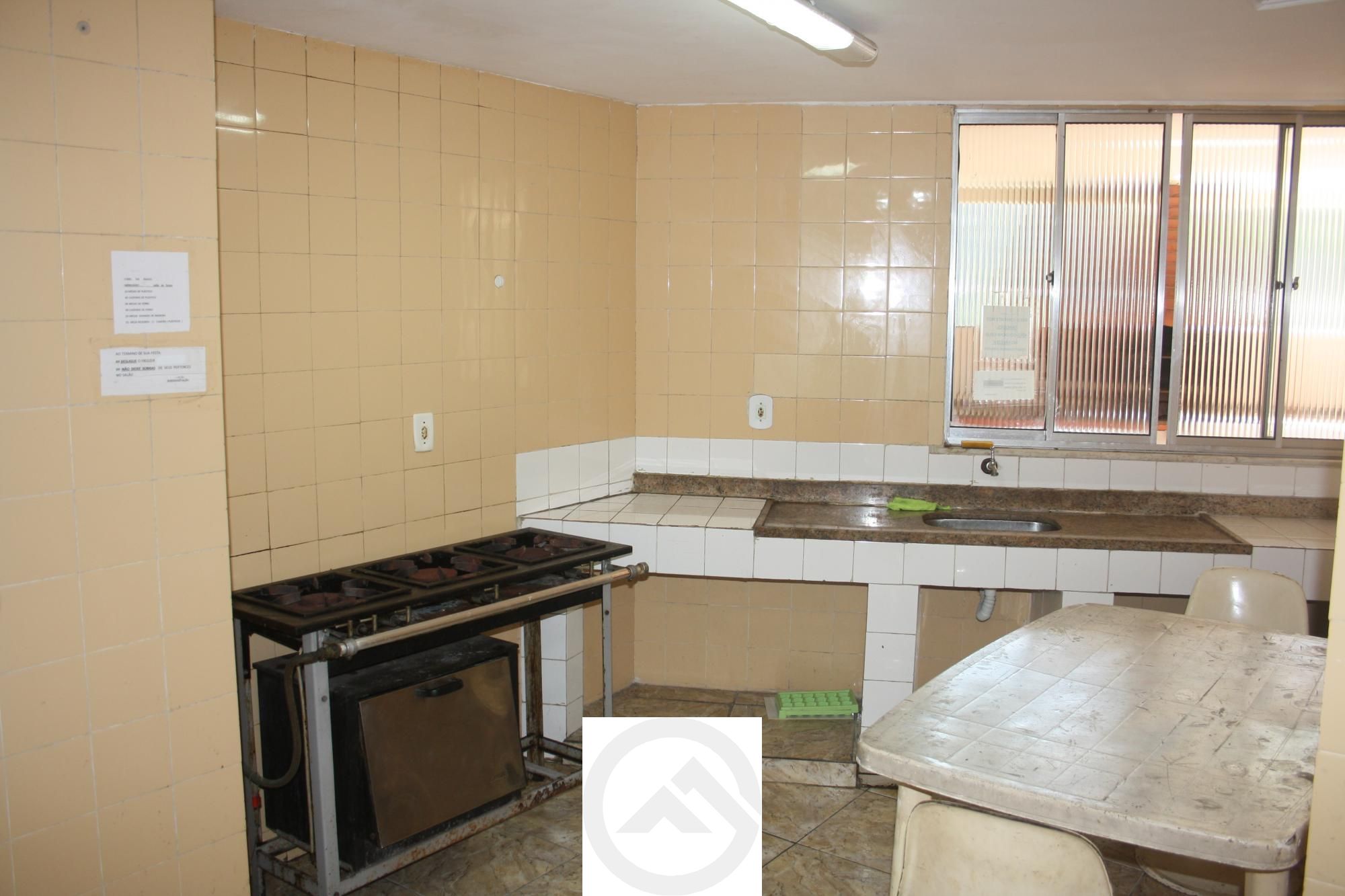 Apartamento à venda com 2 quartos, 79m² - Foto 32