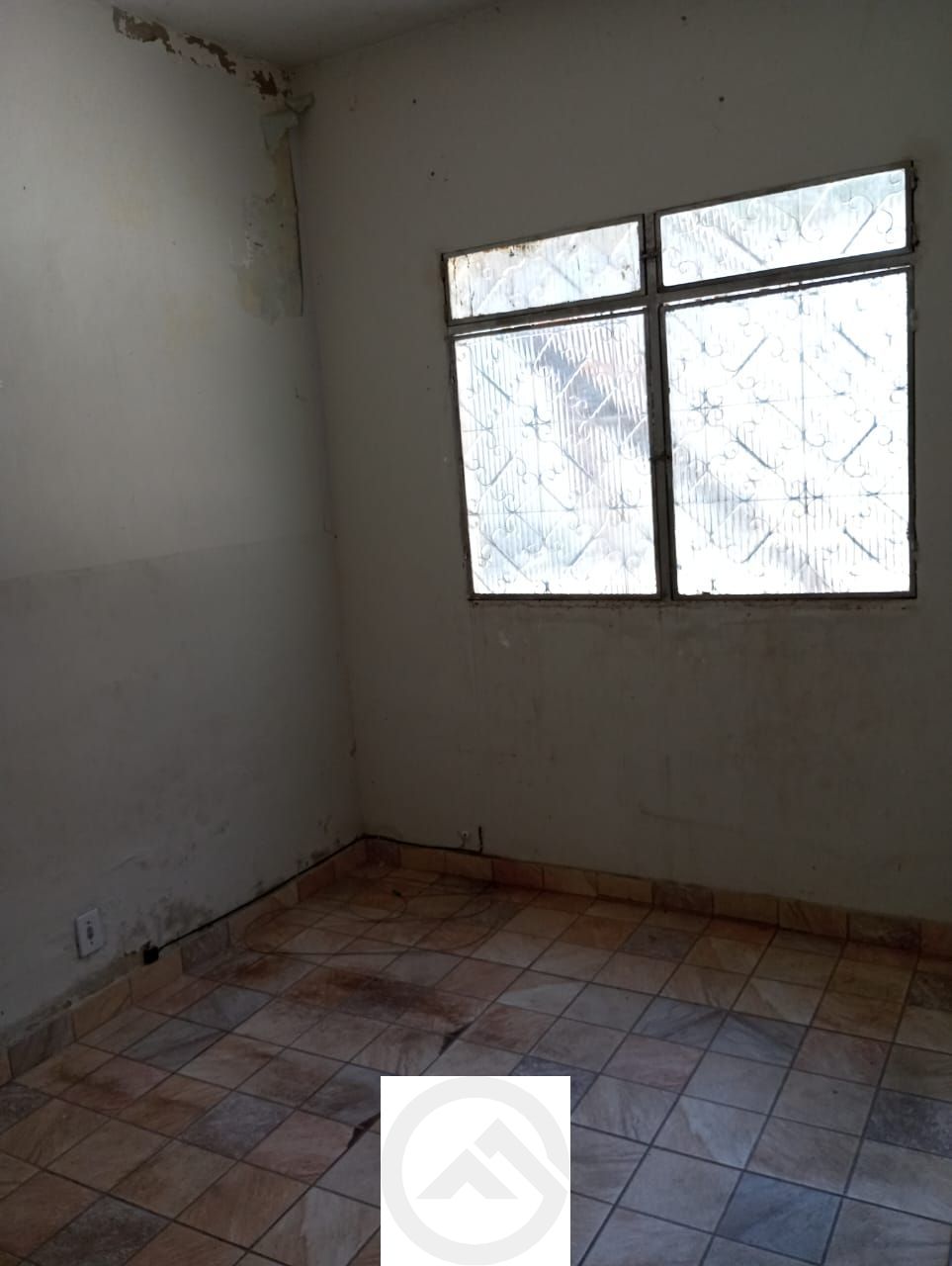 Casa à venda com 3 quartos, 90m² - Foto 11