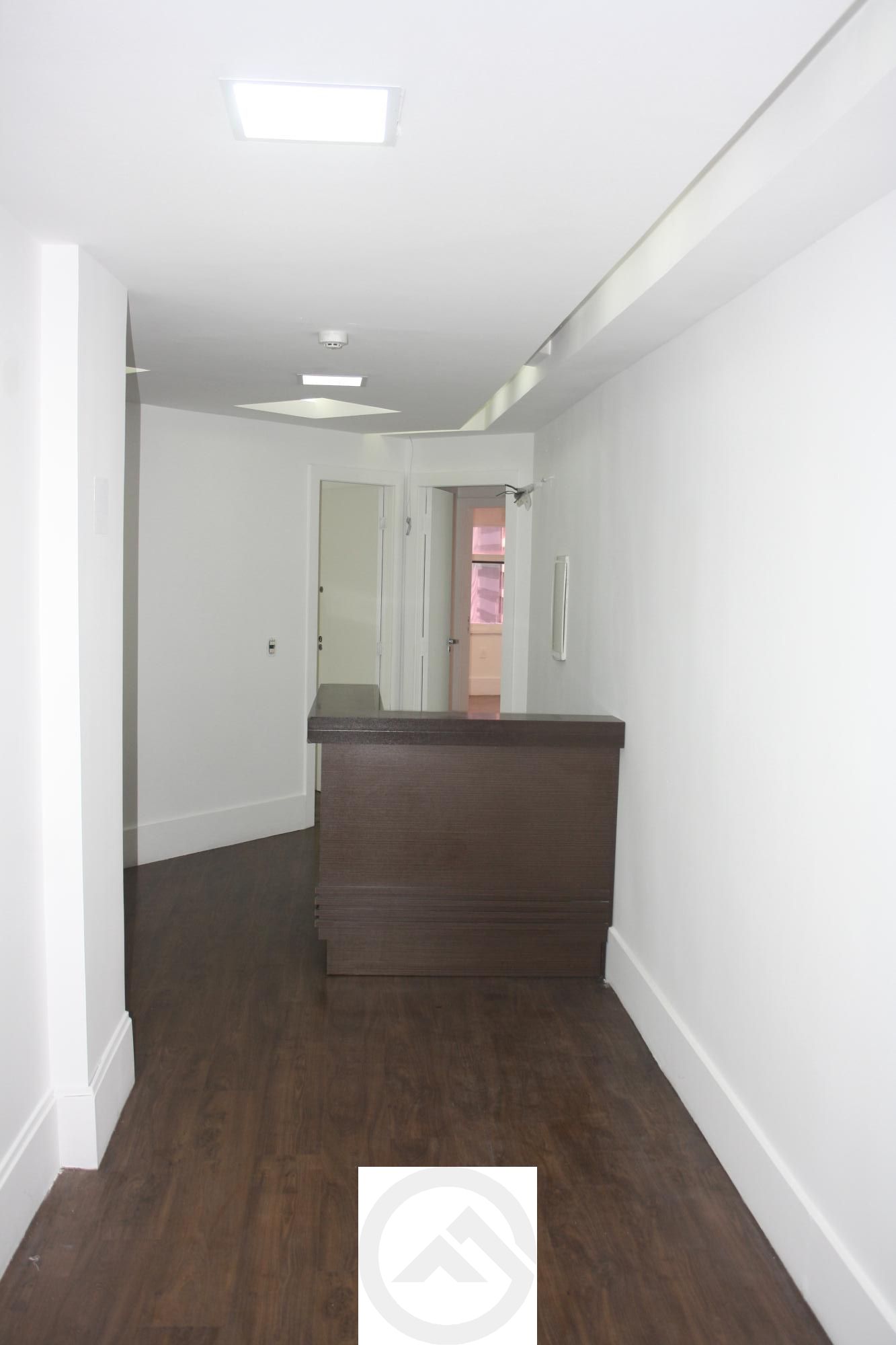 Conjunto Comercial-Sala para alugar com 1 quarto, 10m² - Foto 1