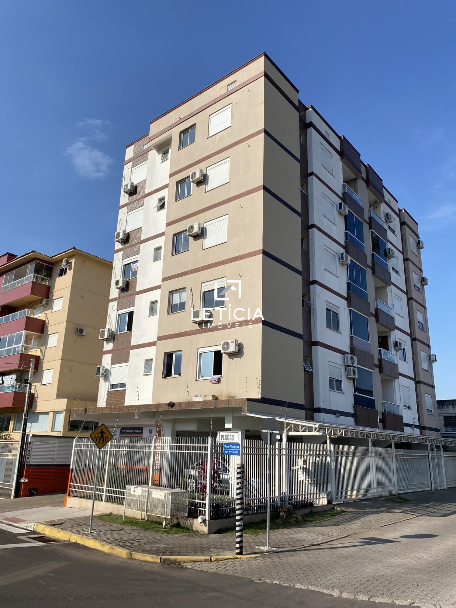 Apartamento à venda  no Camobi - Santa Maria, RS. Imóveis