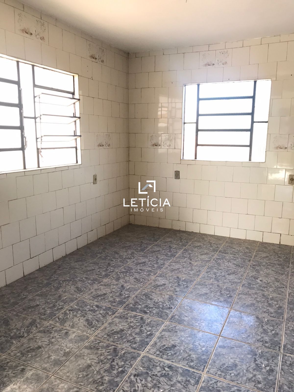 Casa com 2 Dormitórios para alugar, 55 m² por R$ 1.500,00 Casa com 2 Dormitórios para alugar, 55 m² por R$ 1.500,00