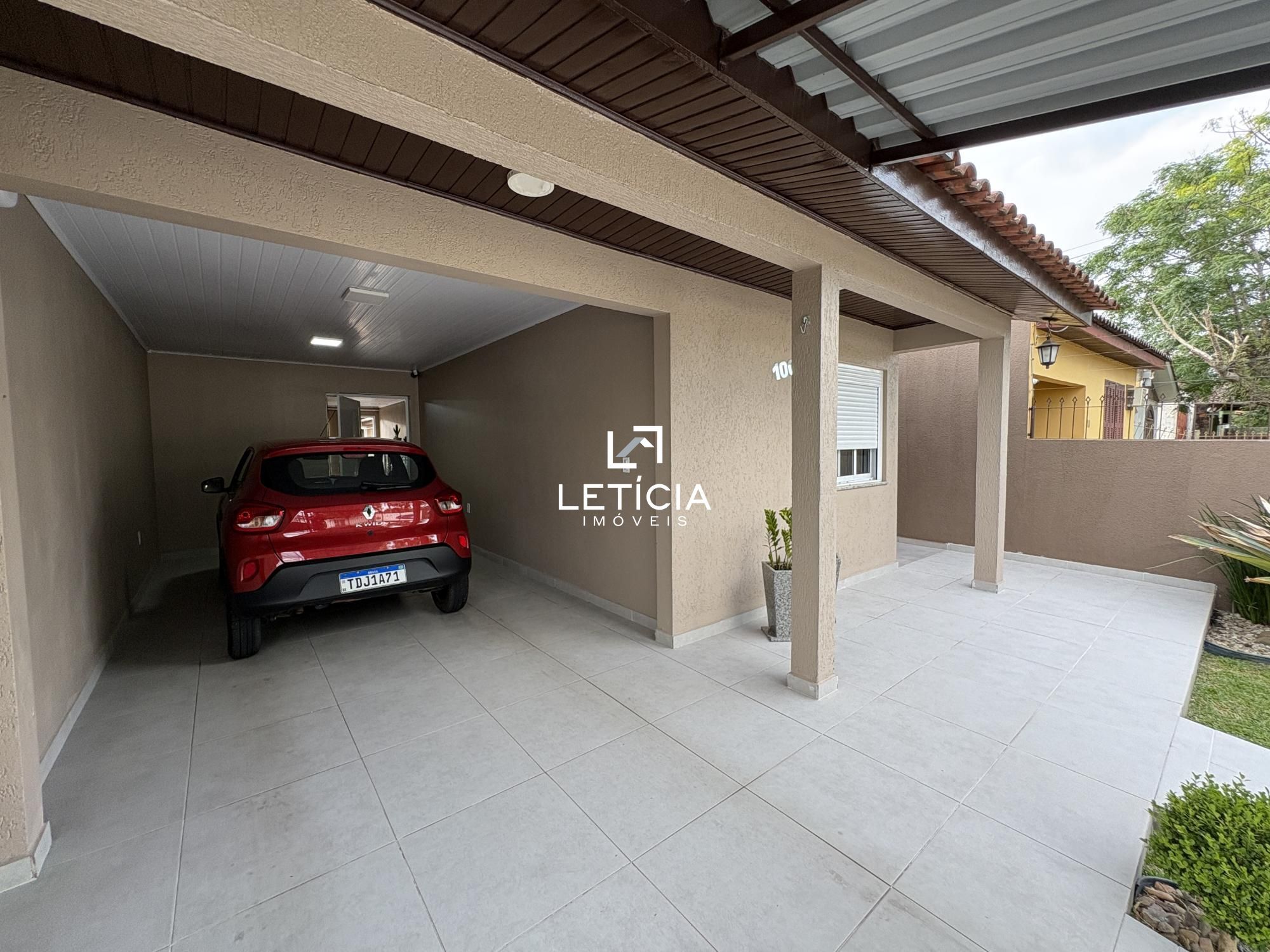 Casa com 3 Dormitórios à venda, 137 m² por R$ 530.000,00 Casa com 3 Dormitórios à venda, 137 m² por R$ 530.000,00