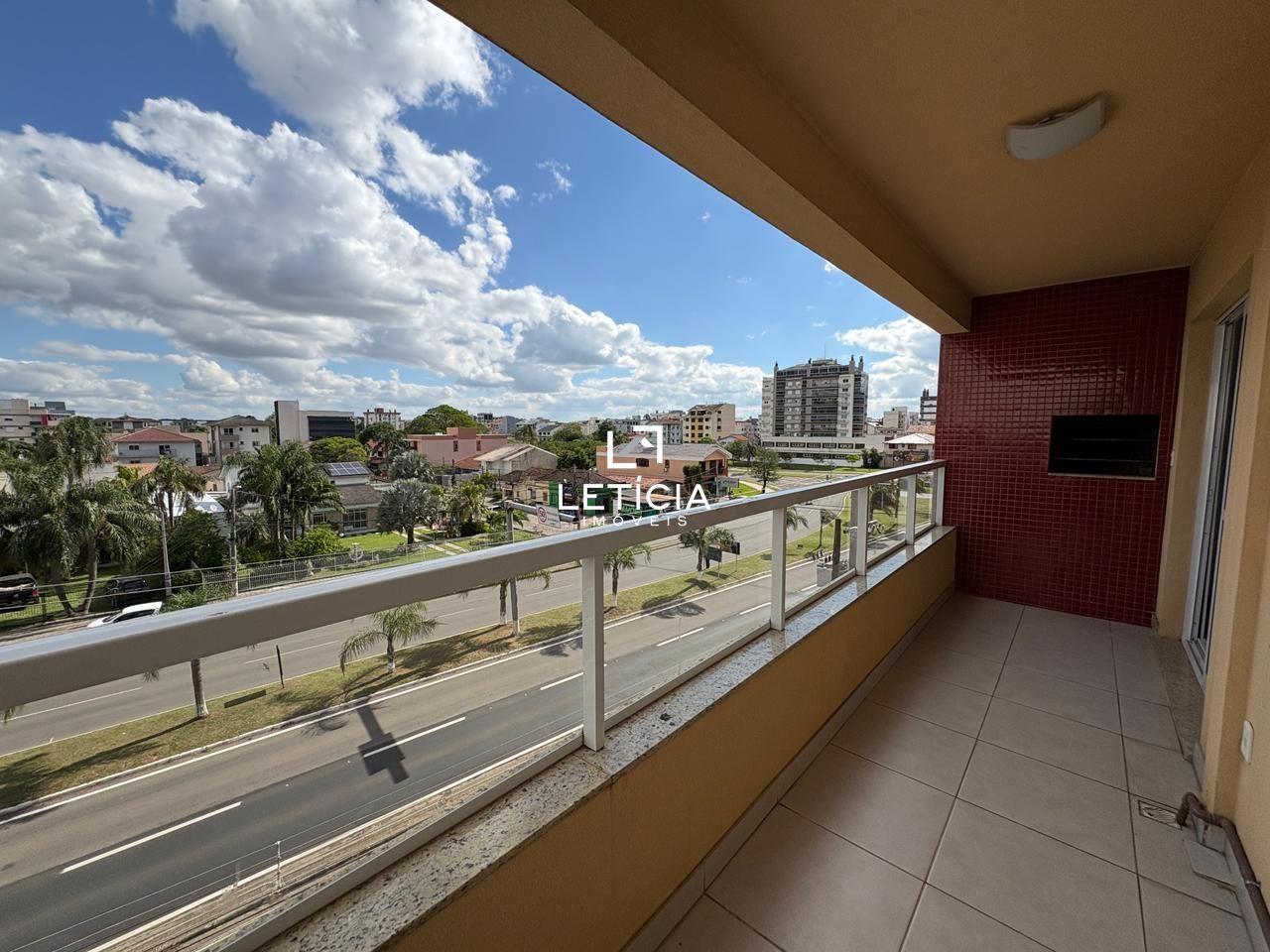 Apartamento para alugar  no Camobi - Santa Maria, RS. Imóveis
