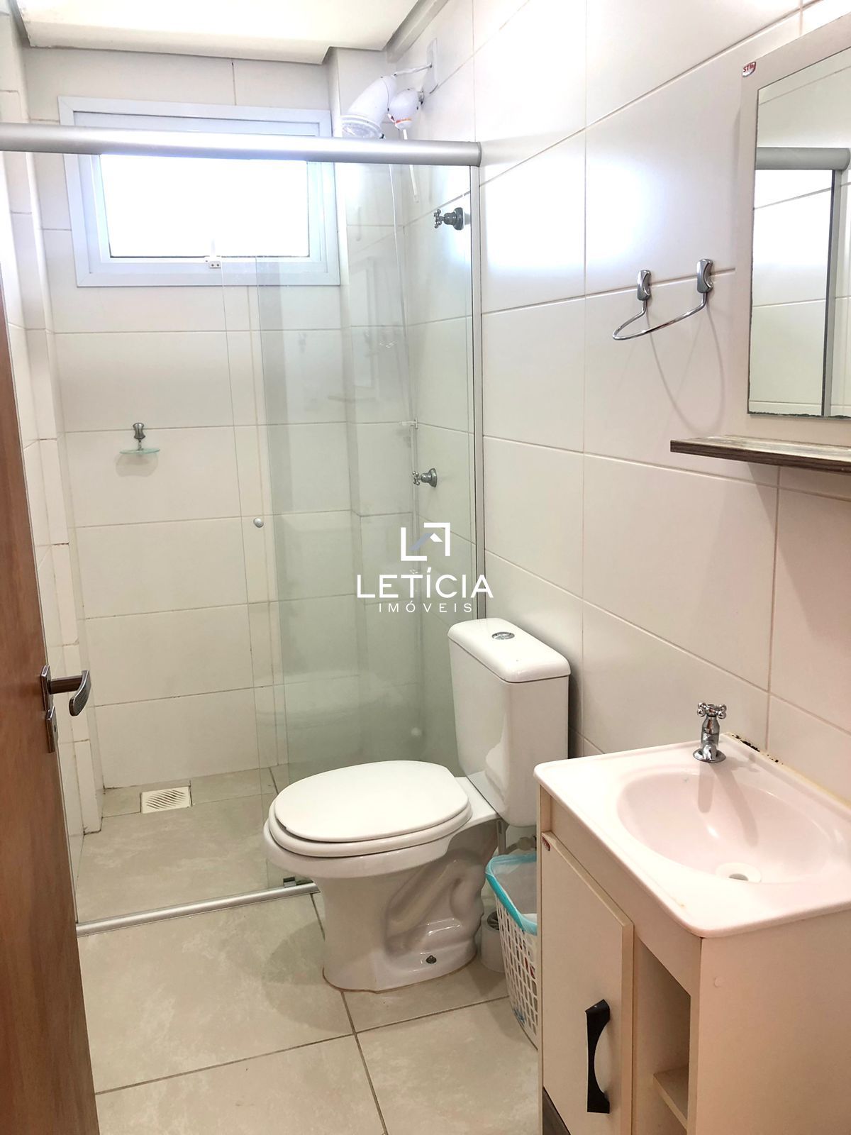 Apartamento com 1 Dormitórios para alugar, 40 m² por R$ 1.200,00 Apartamento com 1 Dormitórios para alugar, 40 m² por R$ 1.200,00