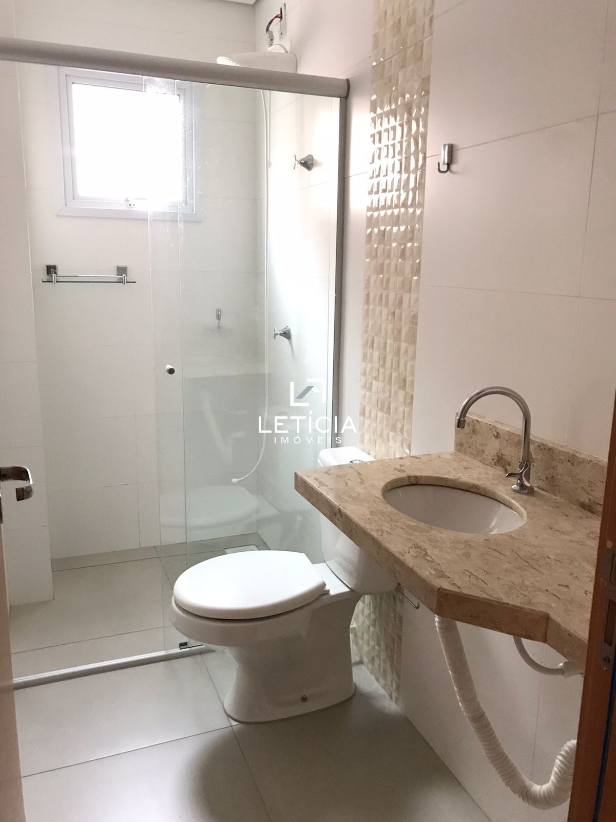 Apartamento com 1 Dormitórios para alugar, 42 m² por R$ 1.450,00 Apartamento com 1 Dormitórios para alugar, 42 m² por R$ 1.450,00