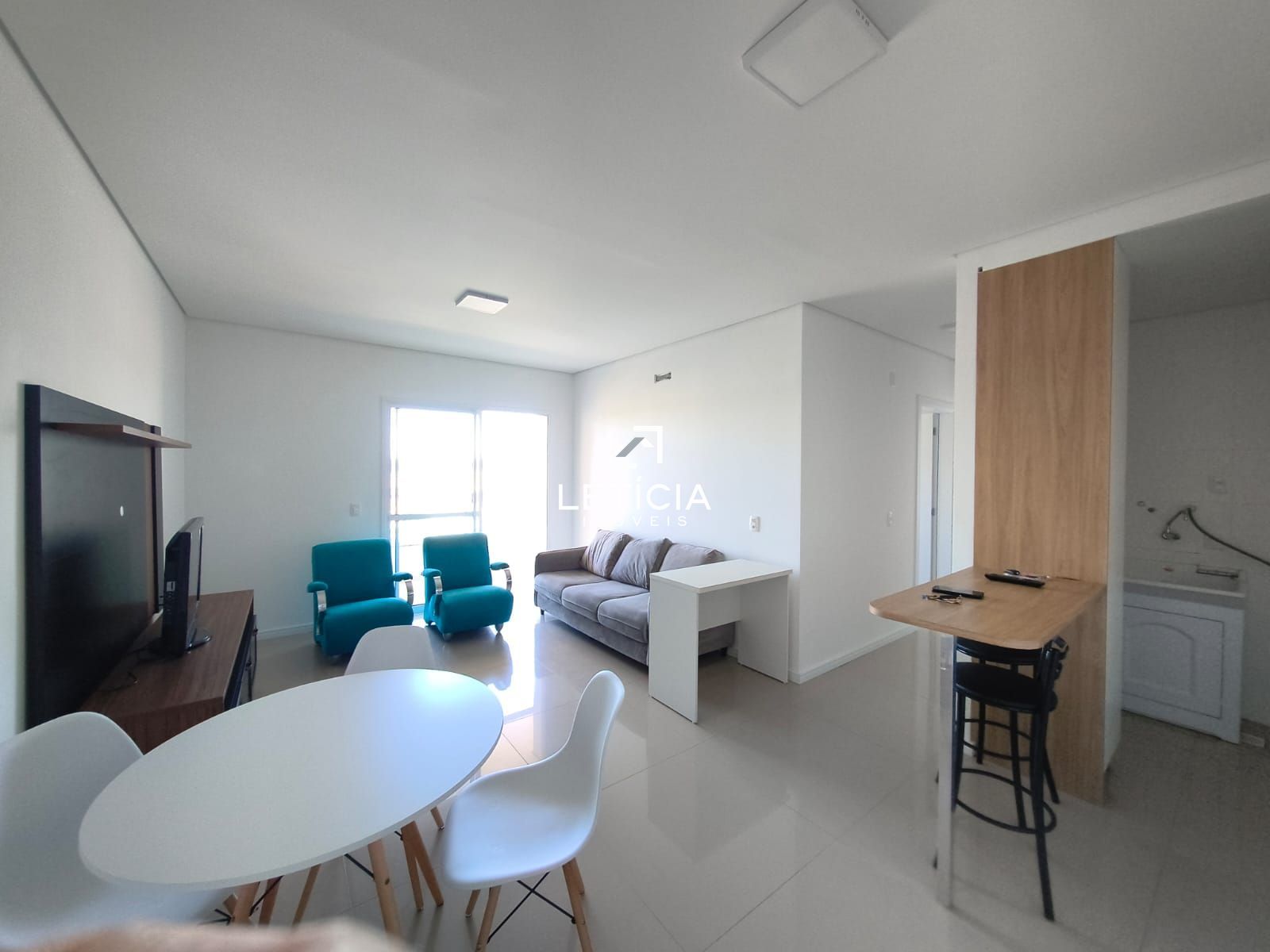 Apartamento com 2 Dormitórios para alugar, 72 m² por R$ 2.750,00 Apartamento com 2 Dormitórios para alugar, 72 m² por R$ 2.750,00