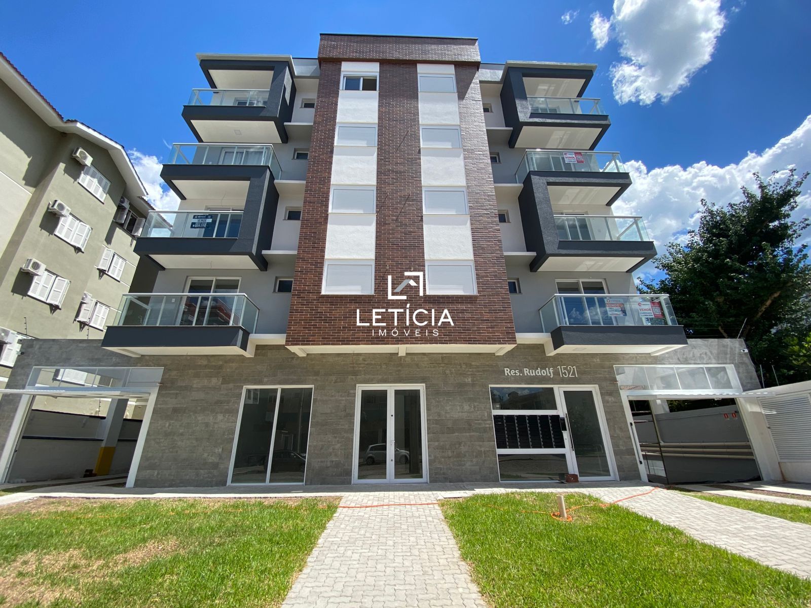 Apartamento para alugar  no Camobi - Santa Maria, RS. Imóveis