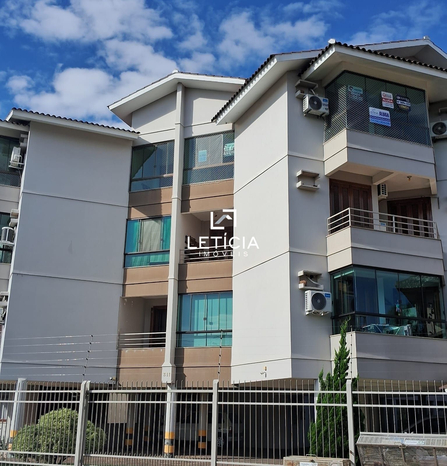 Apartamento para alugar  no Camobi - Santa Maria, RS. Imóveis