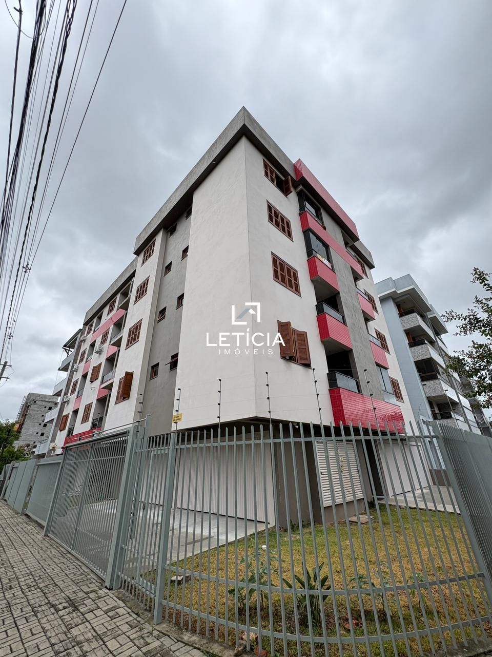Apartamento com 1 Dormitórios à venda, 38 m² por R$ 250.000,00 Apartamento com 1 Dormitórios à venda, 38 m² por R$ 250.000,00