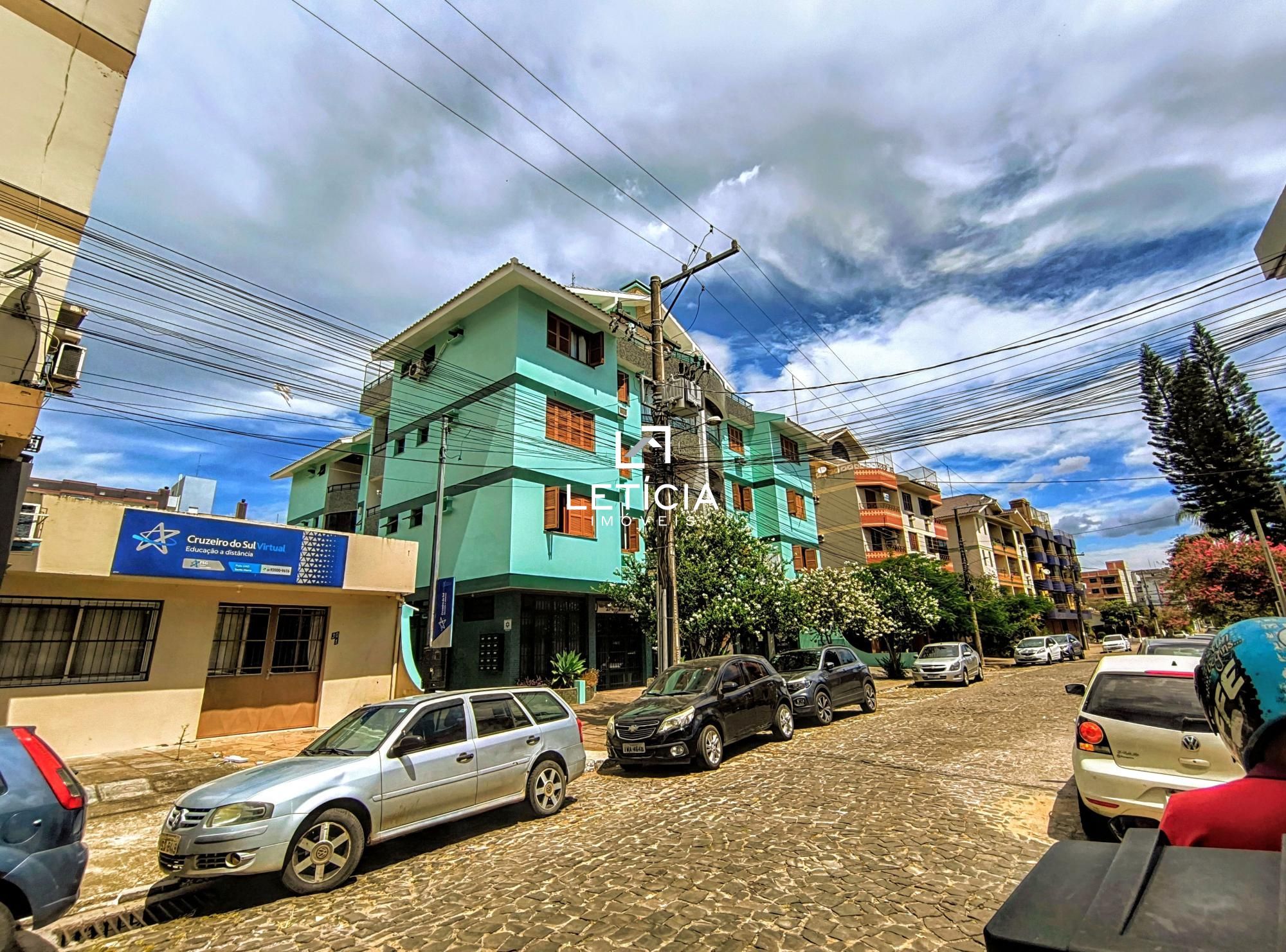 Apartamento para alugar  no Camobi - Santa Maria, RS. Imóveis