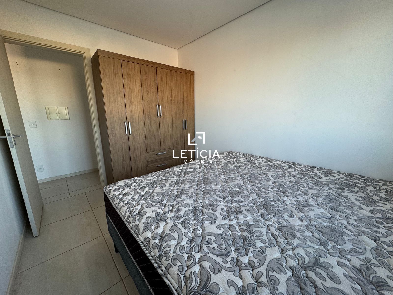 Apartamento com 1 Dormitórios para alugar, 38 m² por R$ 1.800,00 Apartamento com 1 Dormitórios para alugar, 38 m² por R$ 1.800,00