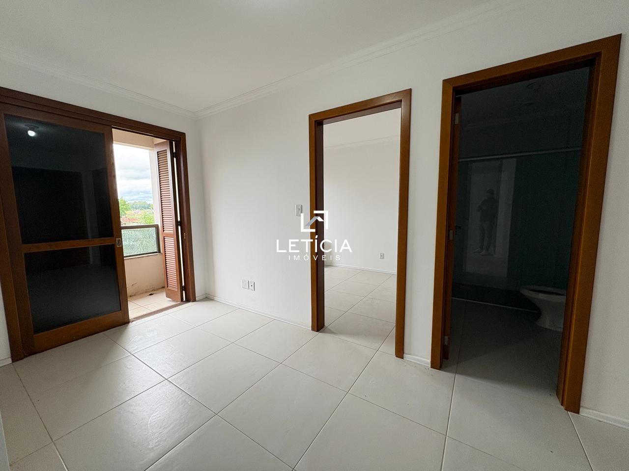 Apartamento com 1 Dormitórios à venda, 38 m² por R$ 250.000,00 Apartamento com 1 Dormitórios à venda, 38 m² por R$ 250.000,00