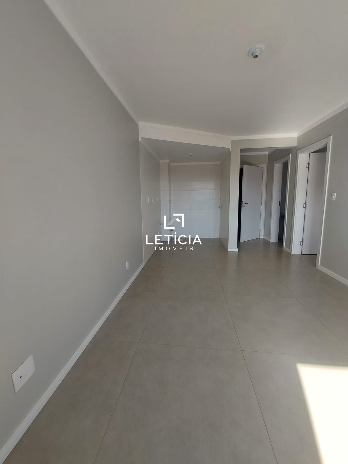 Apartamento com 1 Dormitórios para alugar, 41 m² por R$ 1.350,00 Apartamento com 1 Dormitórios para alugar, 41 m² por R$ 1.350,00