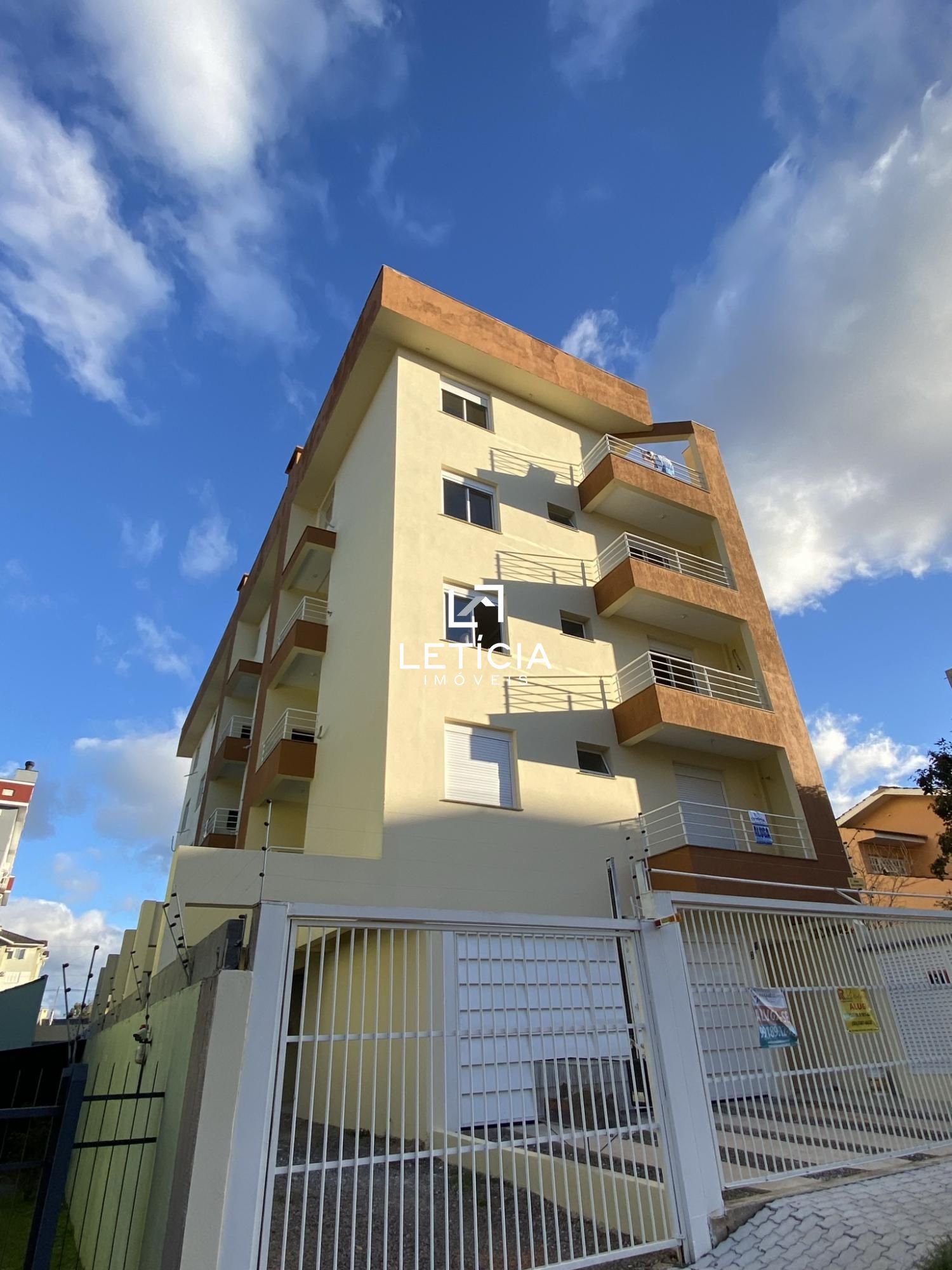 Apartamento para alugar  no Camobi - Santa Maria, RS. Imóveis