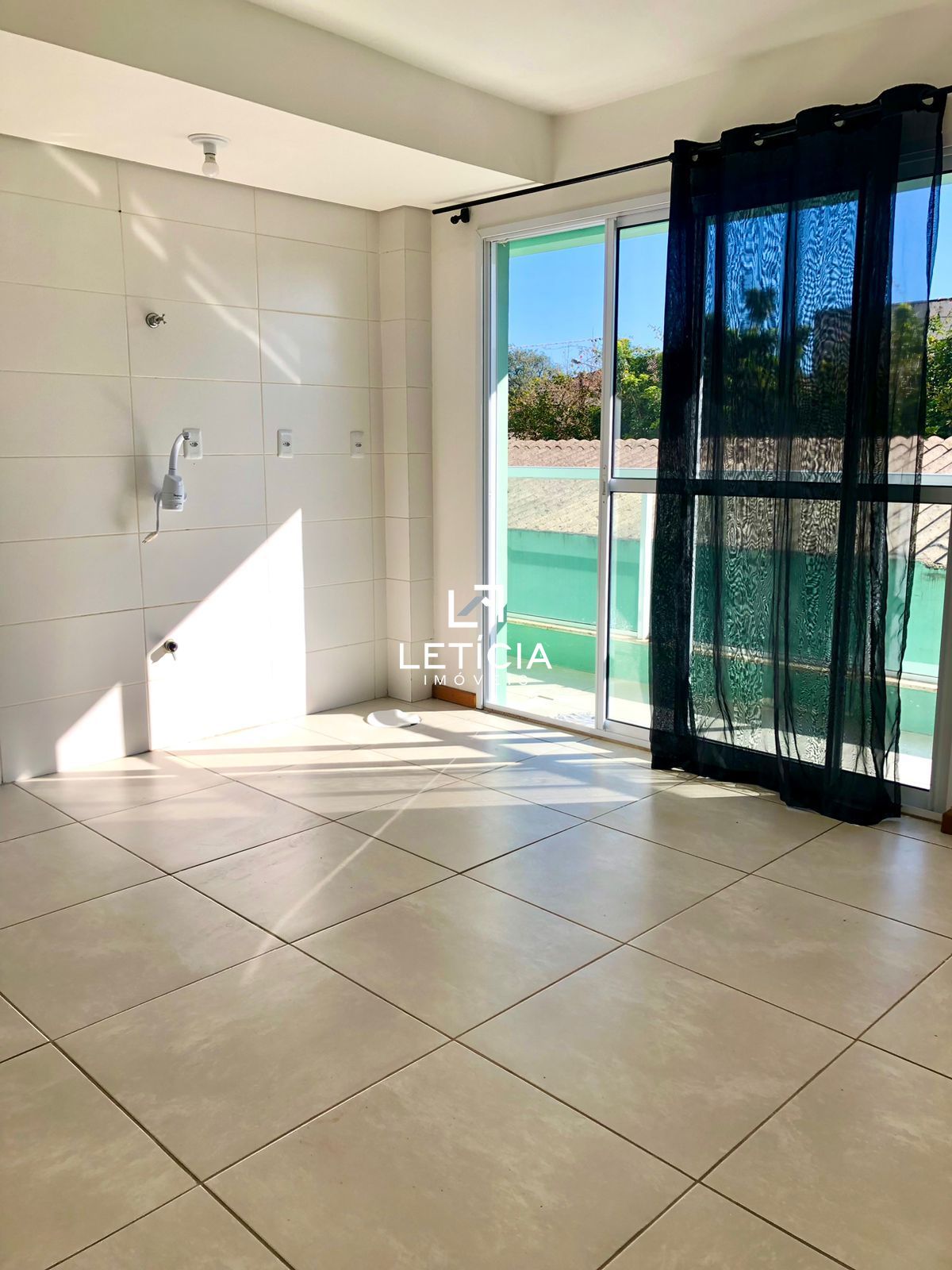 Apartamento com 1 Dormitórios para alugar, 40 m² por R$ 1.200,00 Apartamento com 1 Dormitórios para alugar, 40 m² por R$ 1.200,00