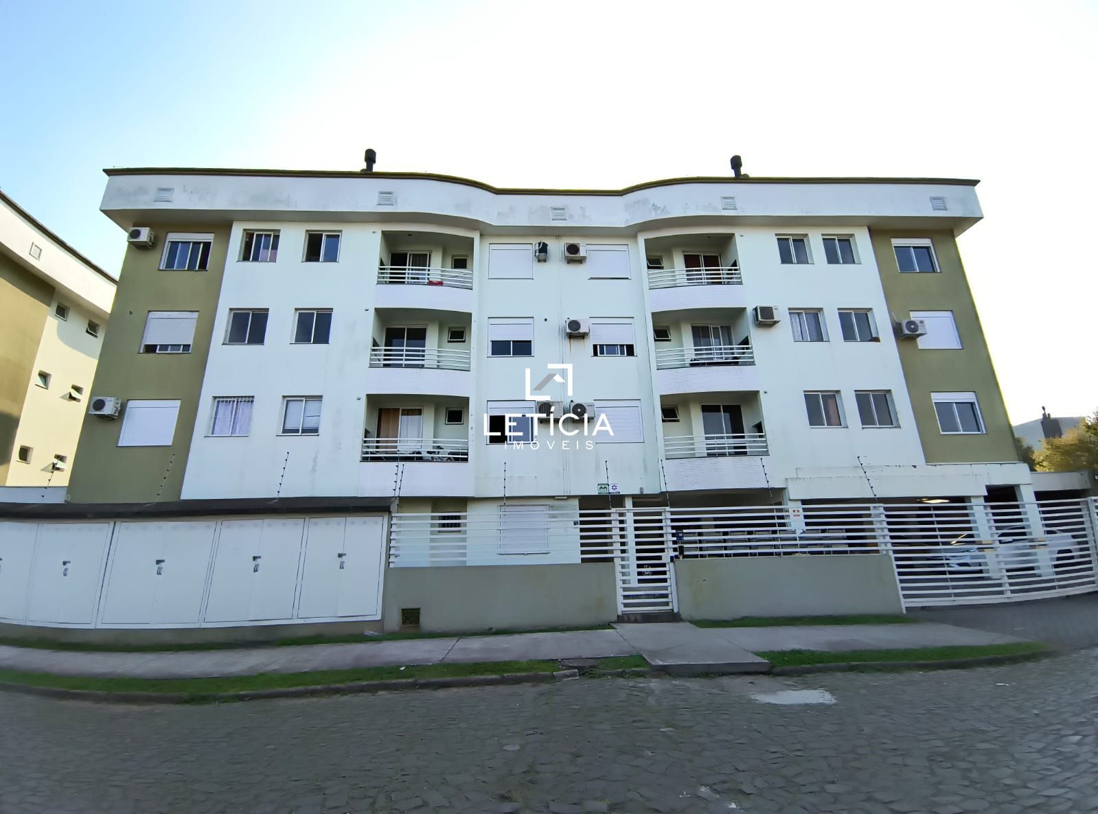 Apartamento para alugar  no Camobi - Santa Maria, RS. Imóveis