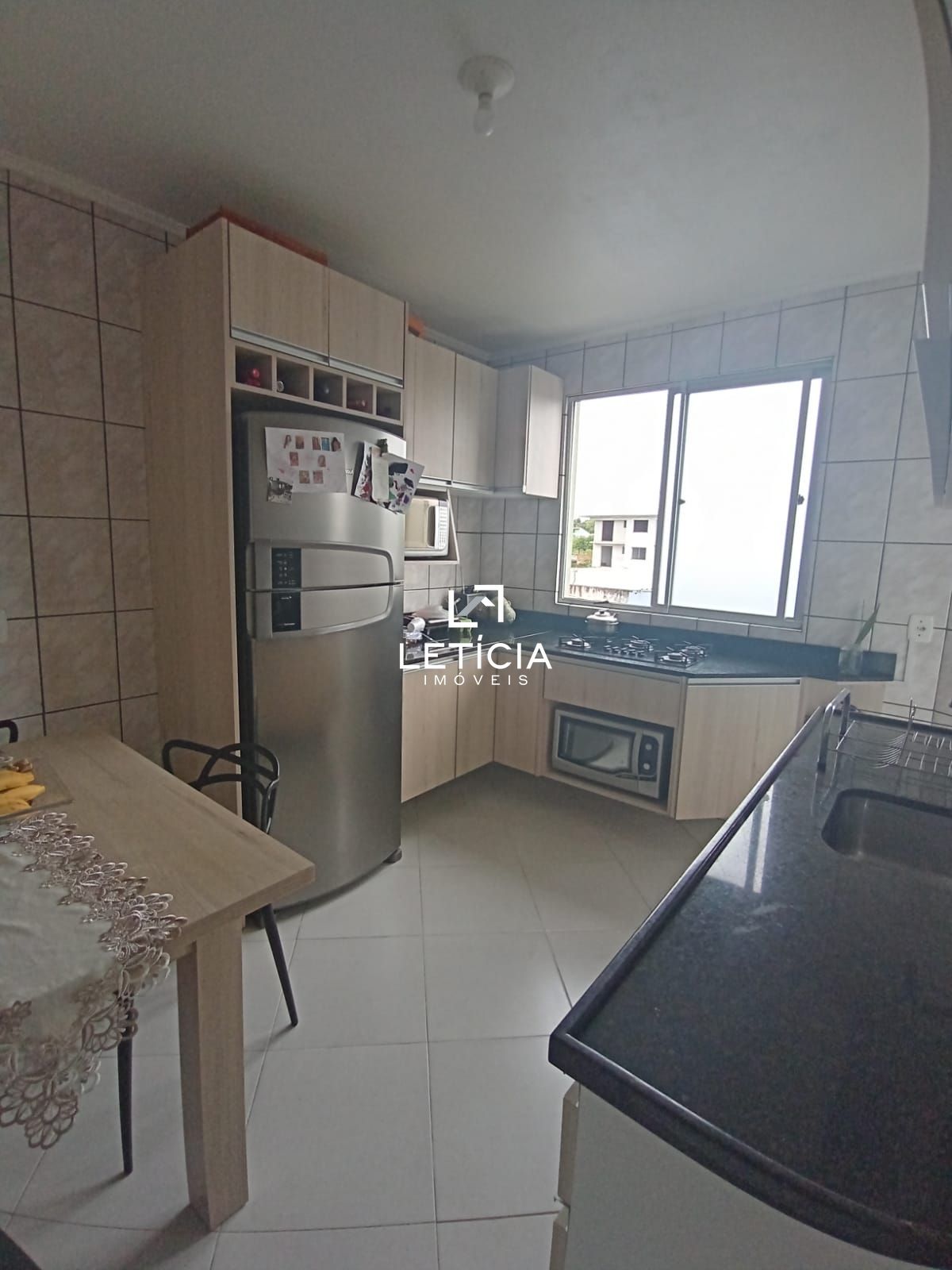 Apartamento com 2 Dormitórios à venda, 68 m² por R$ 265.000,00