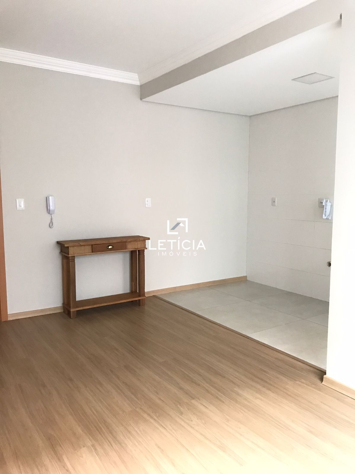 Apartamento com 1 Dormitórios para alugar, 42 m² por R$ 1.450,00 Apartamento com 1 Dormitórios para alugar, 42 m² por R$ 1.450,00