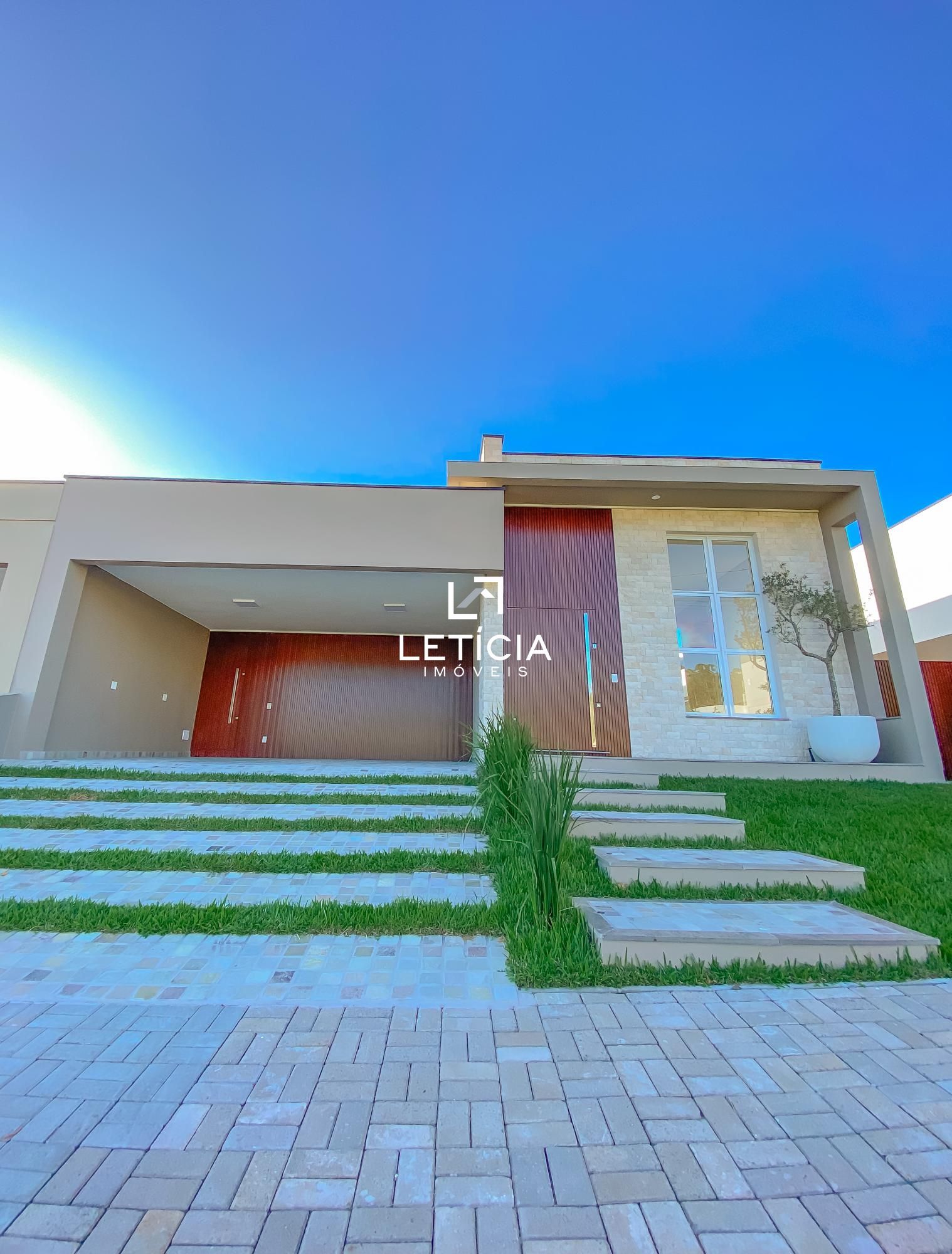 Casa em condomínio à venda  no Camobi - Santa Maria, RS. Imóveis