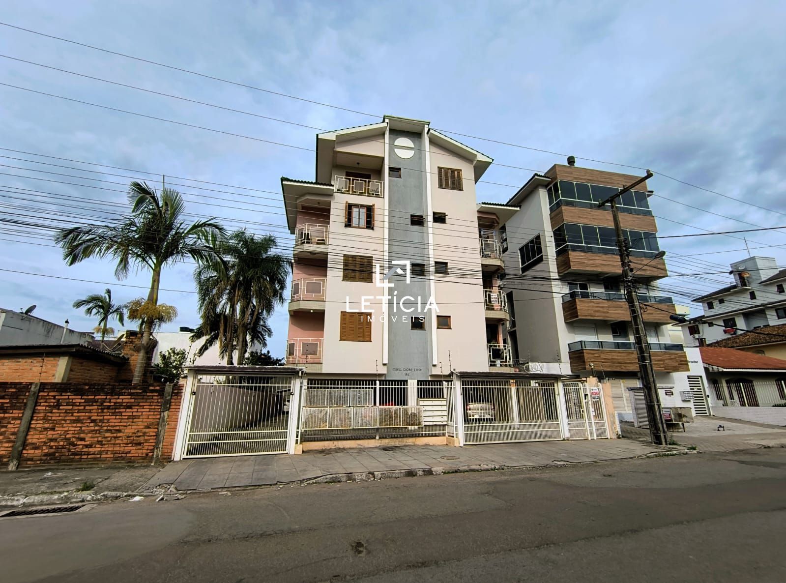 Apartamento para alugar  no Camobi - Santa Maria, RS. Imóveis
