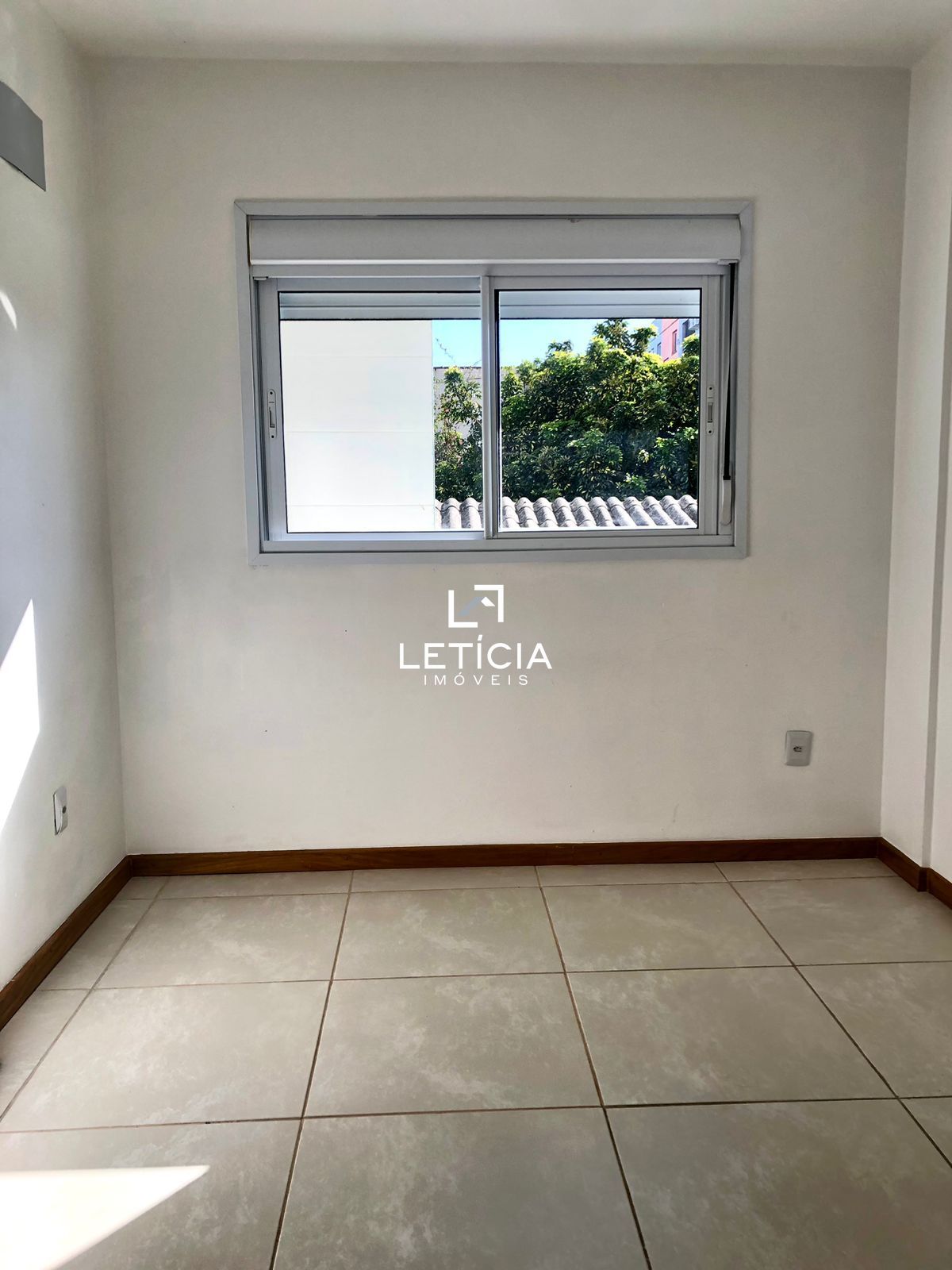 Apartamento com 1 Dormitórios para alugar, 40 m² por R$ 1.200,00 Apartamento com 1 Dormitórios para alugar, 40 m² por R$ 1.200,00