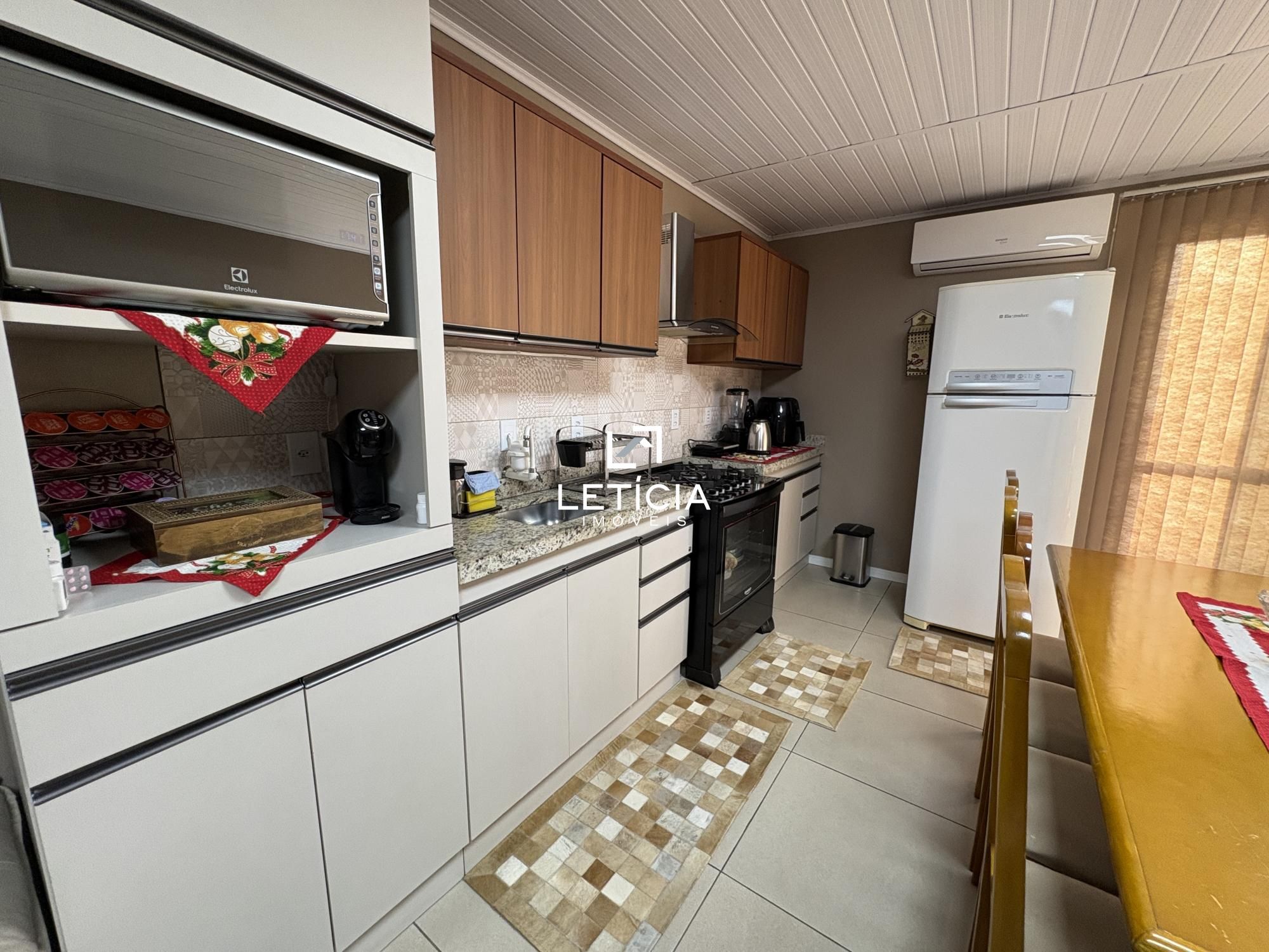 Casa com 3 Dormitórios à venda, 137 m² por R$ 530.000,00 Casa com 3 Dormitórios à venda, 137 m² por R$ 530.000,00