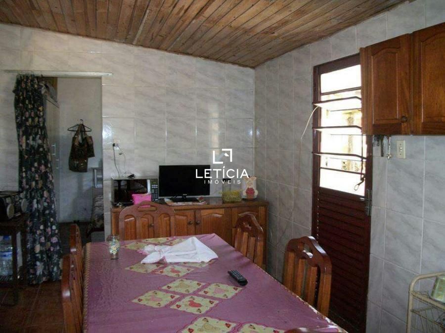 Casa com 3 Dormitórios à venda, 1 m² por R$ 250.000,00