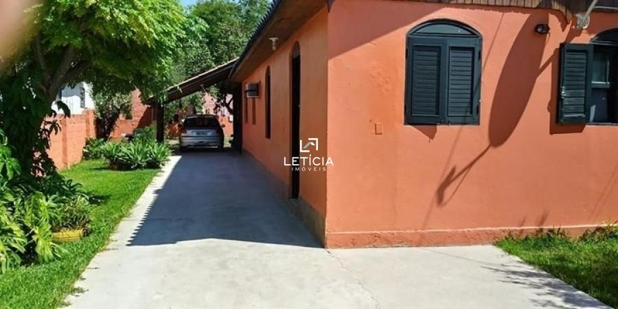 Casa com 2 Dormitórios à venda, 1 m² por R$ 270.000,00