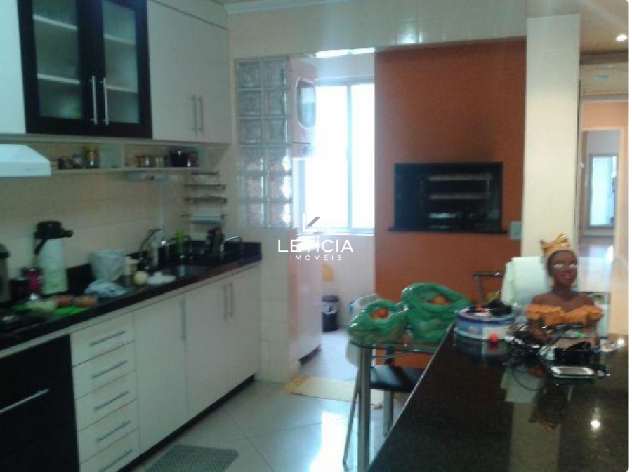 Apartamento com 3 Dormitórios à venda, 1 m² por R$ 425.000,00