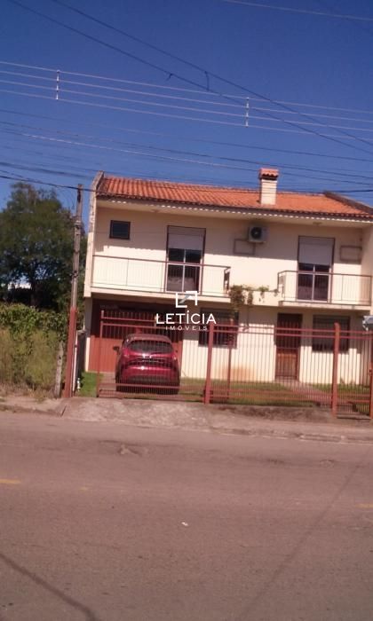 Casa com 3 Dormitórios à venda, 1 m² por R$ 680.000,00