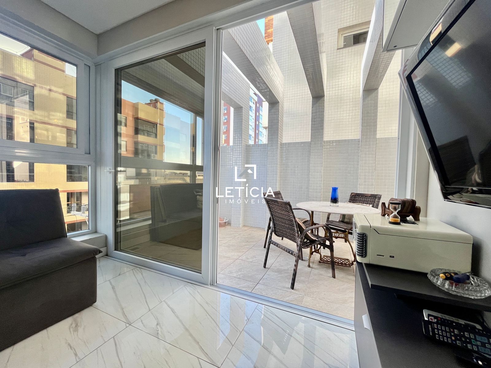 Apartamento com 3 Dormitórios à venda, 98 m² por R$ 1.150.000,00 Apartamento com 3 Dormitórios à venda, 98 m² por R$ 1.150.000,00