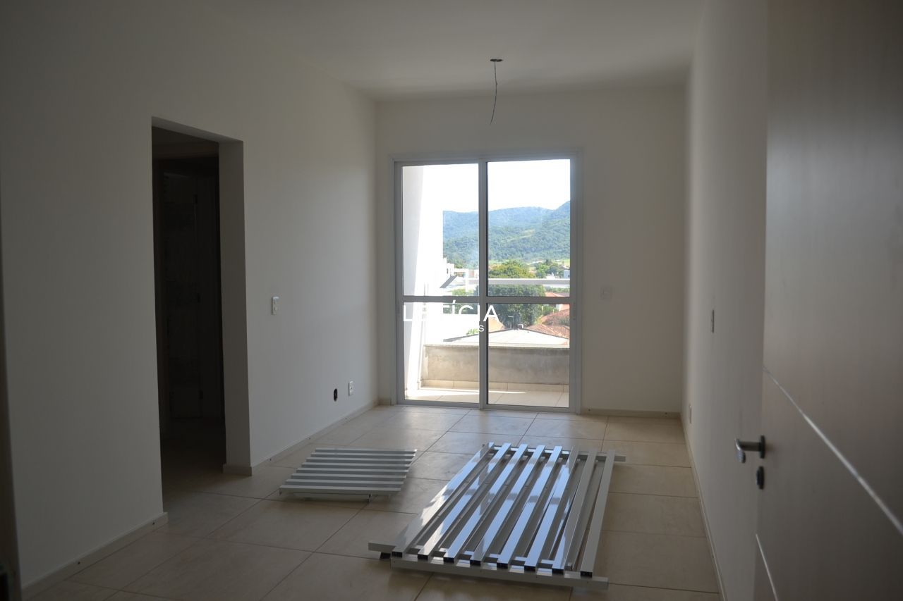 Apartamento com 2 Dormitórios à venda, 65 m² por R$ 350.000,00