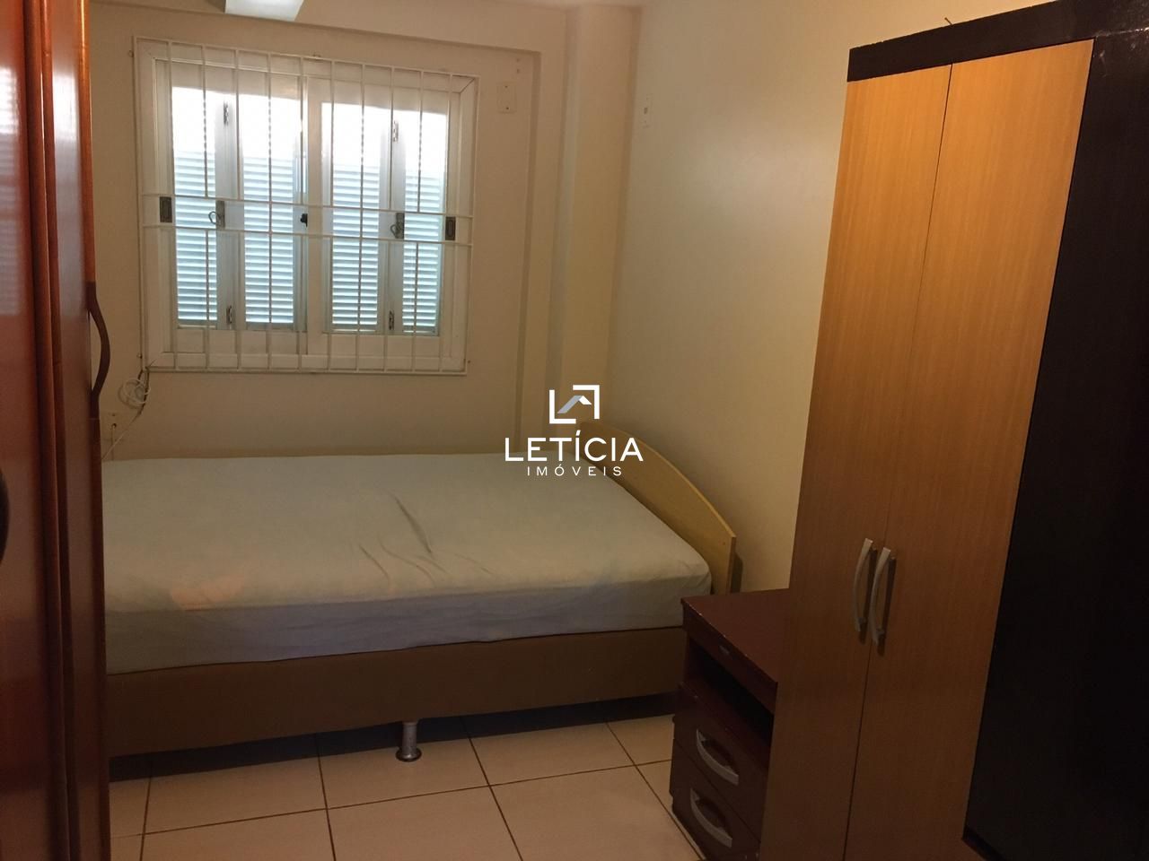 Apartamento com 1 Dormitórios para alugar, 40 m² por R$ 1.100,00 Apartamento com 1 Dormitórios para alugar, 40 m² por R$ 1.100,00