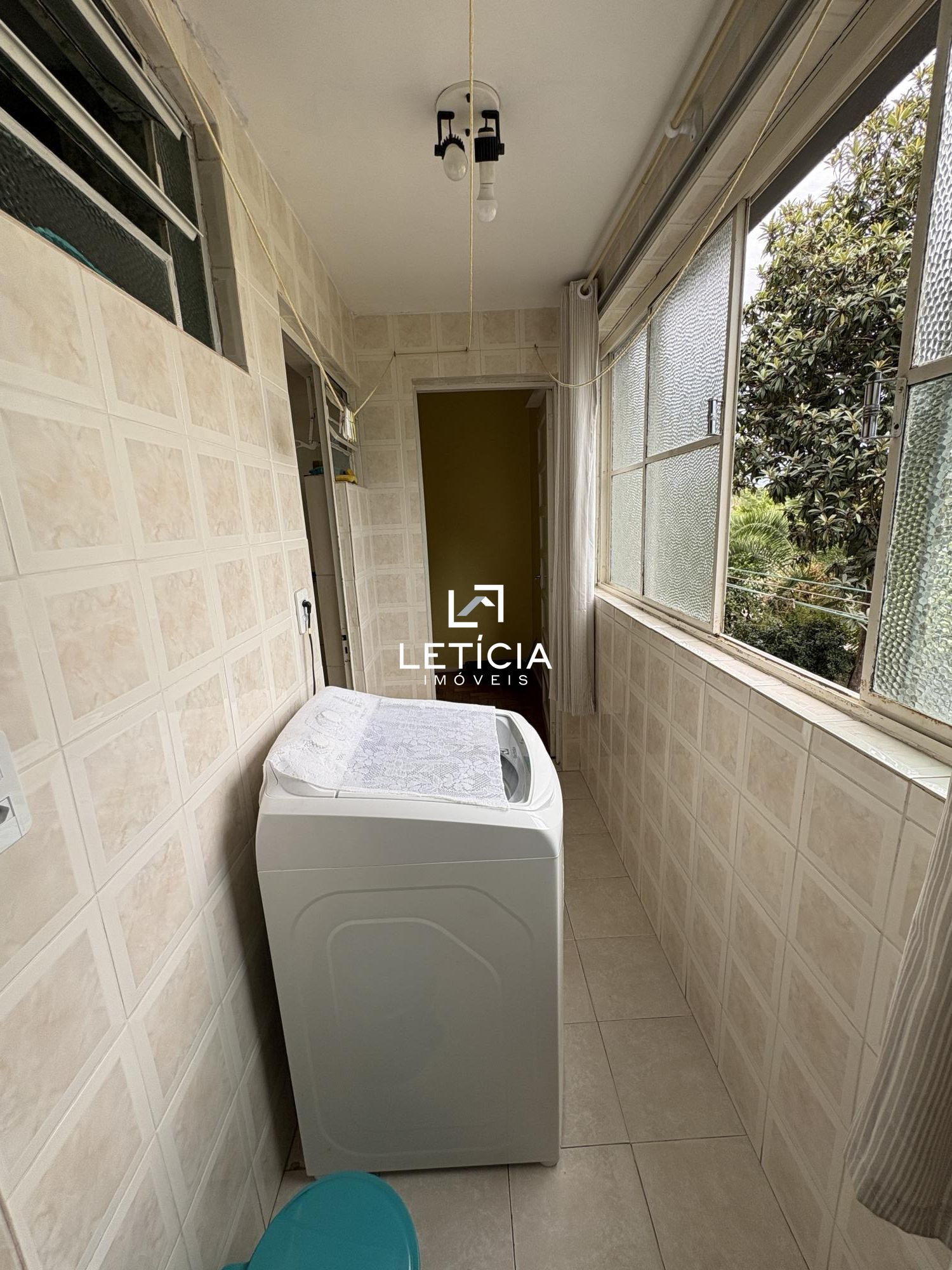 Apartamento com 4 Dormitórios à venda, 94 m² por R$ 320.000,00 Apartamento com 4 Dormitórios à venda, 94 m² por R$ 320.000,00