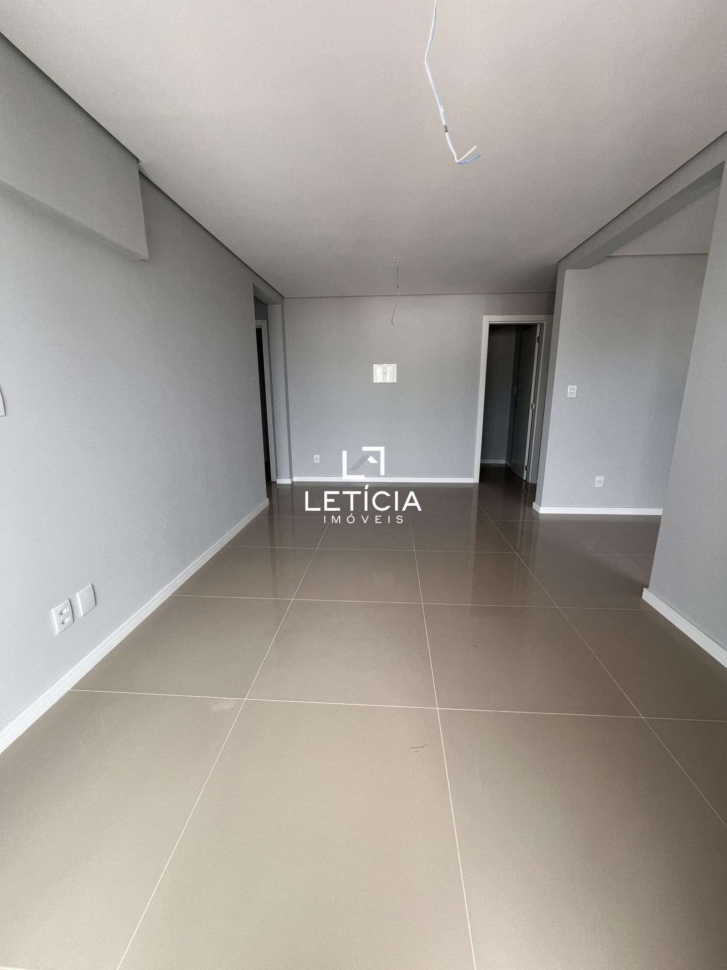 Apartamento com 2 Dormitórios à venda, 82 m² por R$ 555.000,00 Apartamento com 2 Dormitórios à venda, 82 m² por R$ 555.000,00