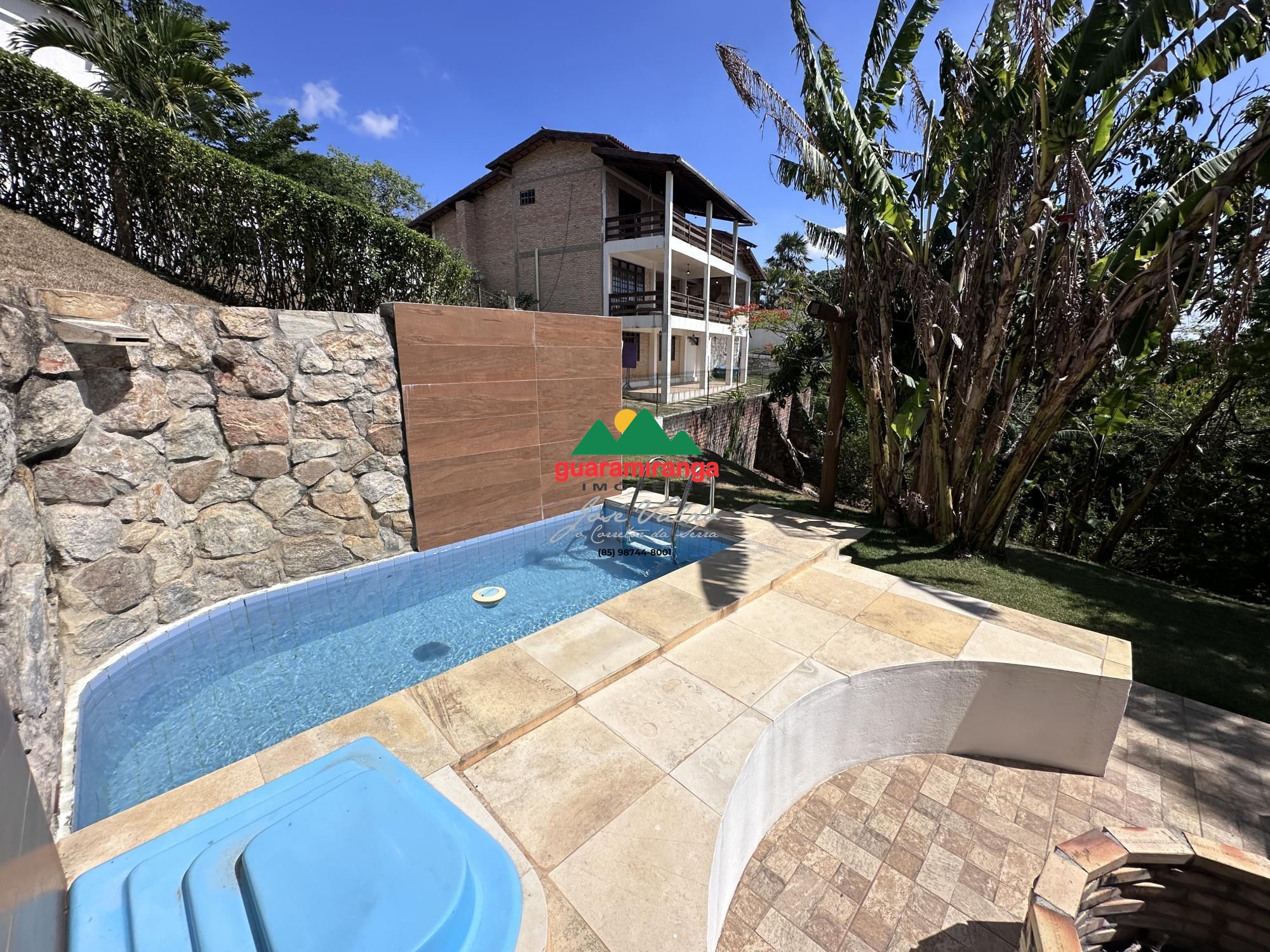 Casa, 4 quartos, 274 m² - Foto 1