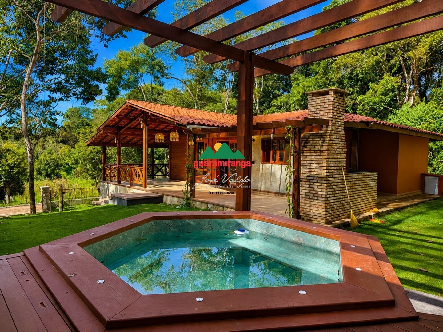 Chalé com 140 m², em um terreno de 1.000 m² com 03 quartos s